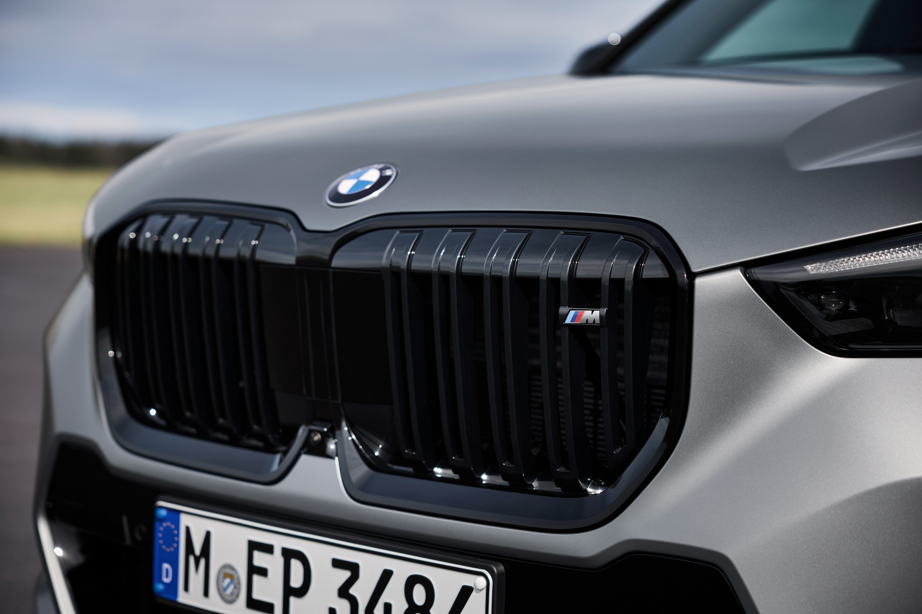 BMW X1 exterior P90509802