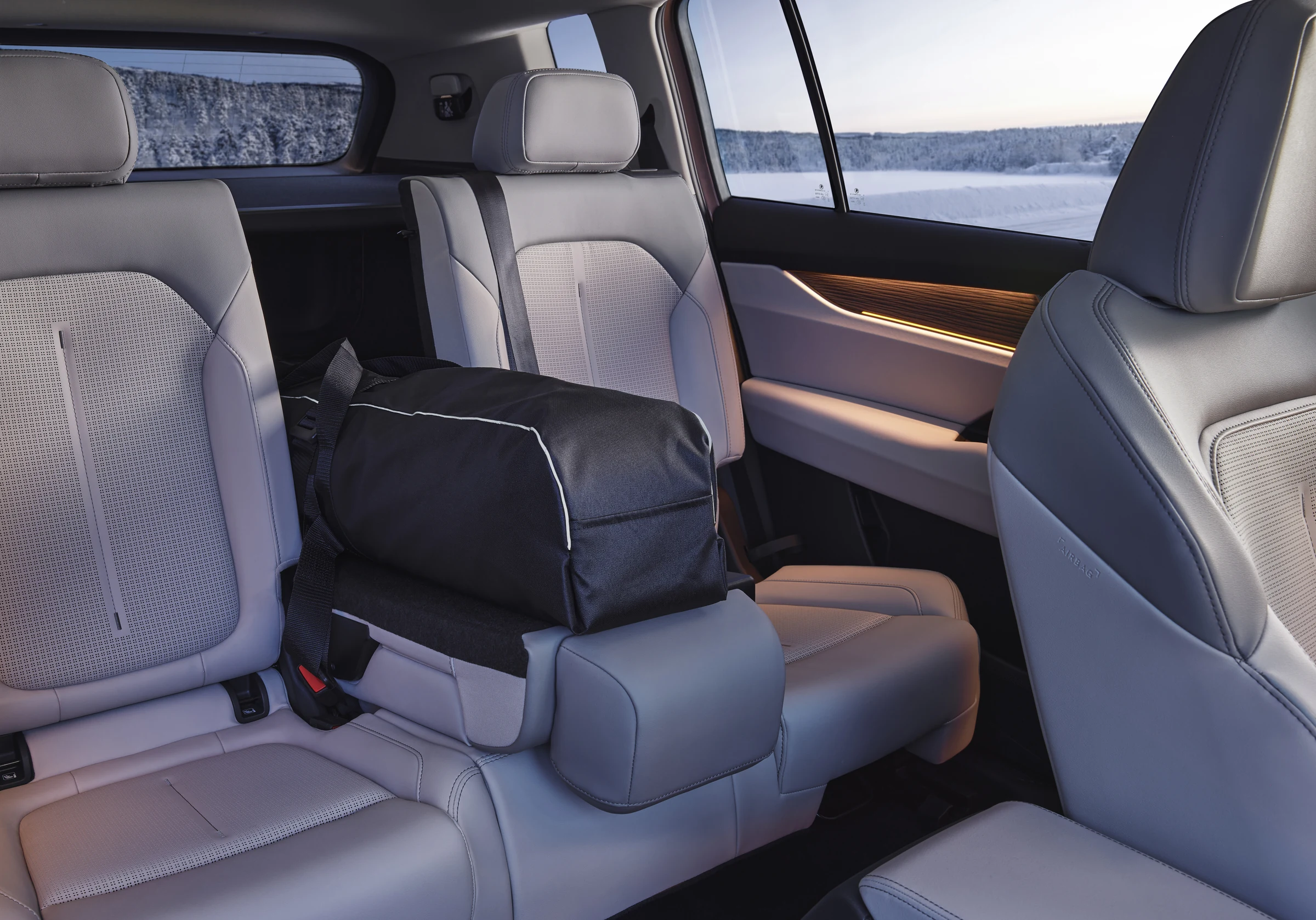Skoda Peaq interior official photo 41