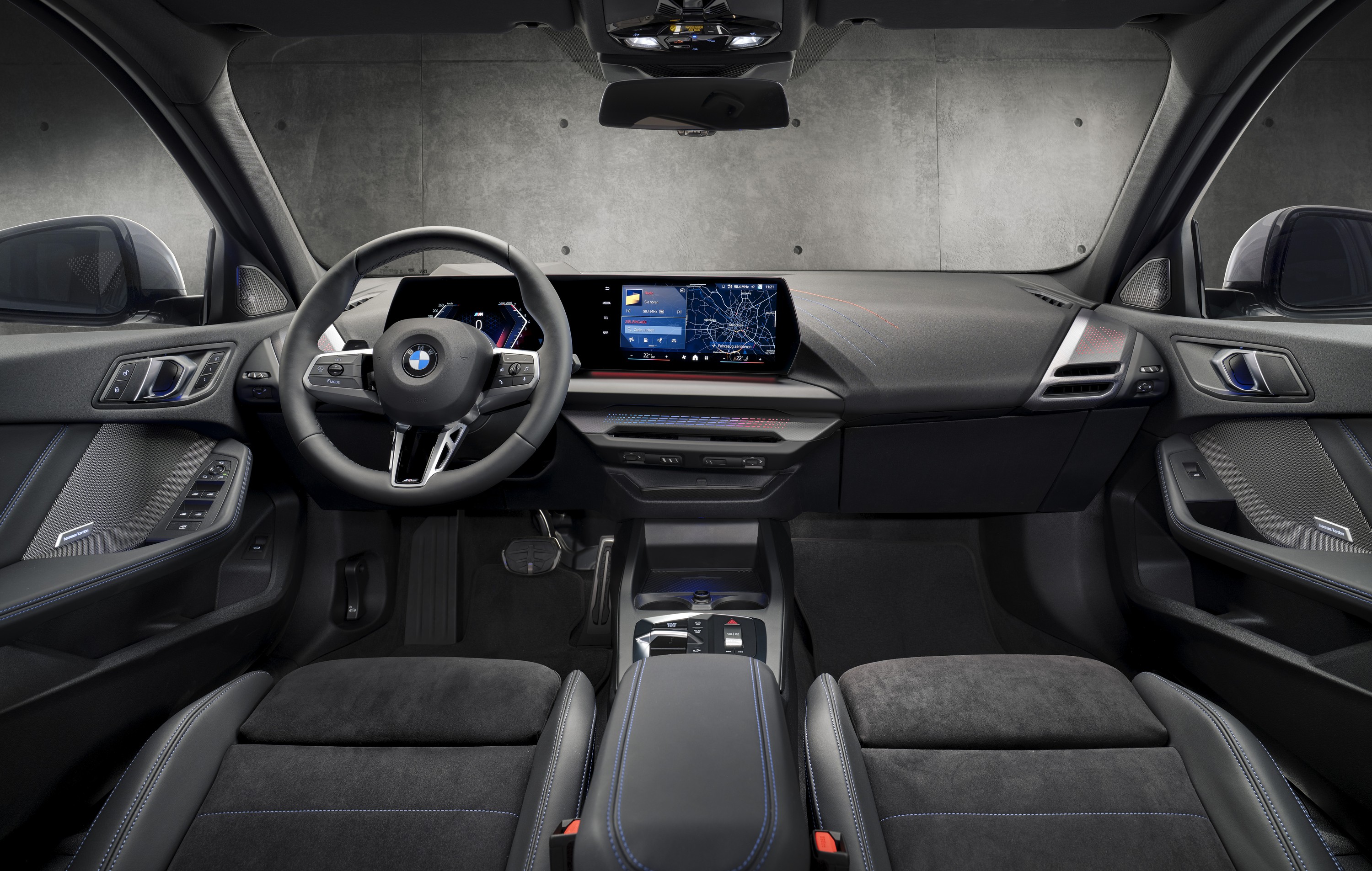 BMW 1 Series exterior P90551957