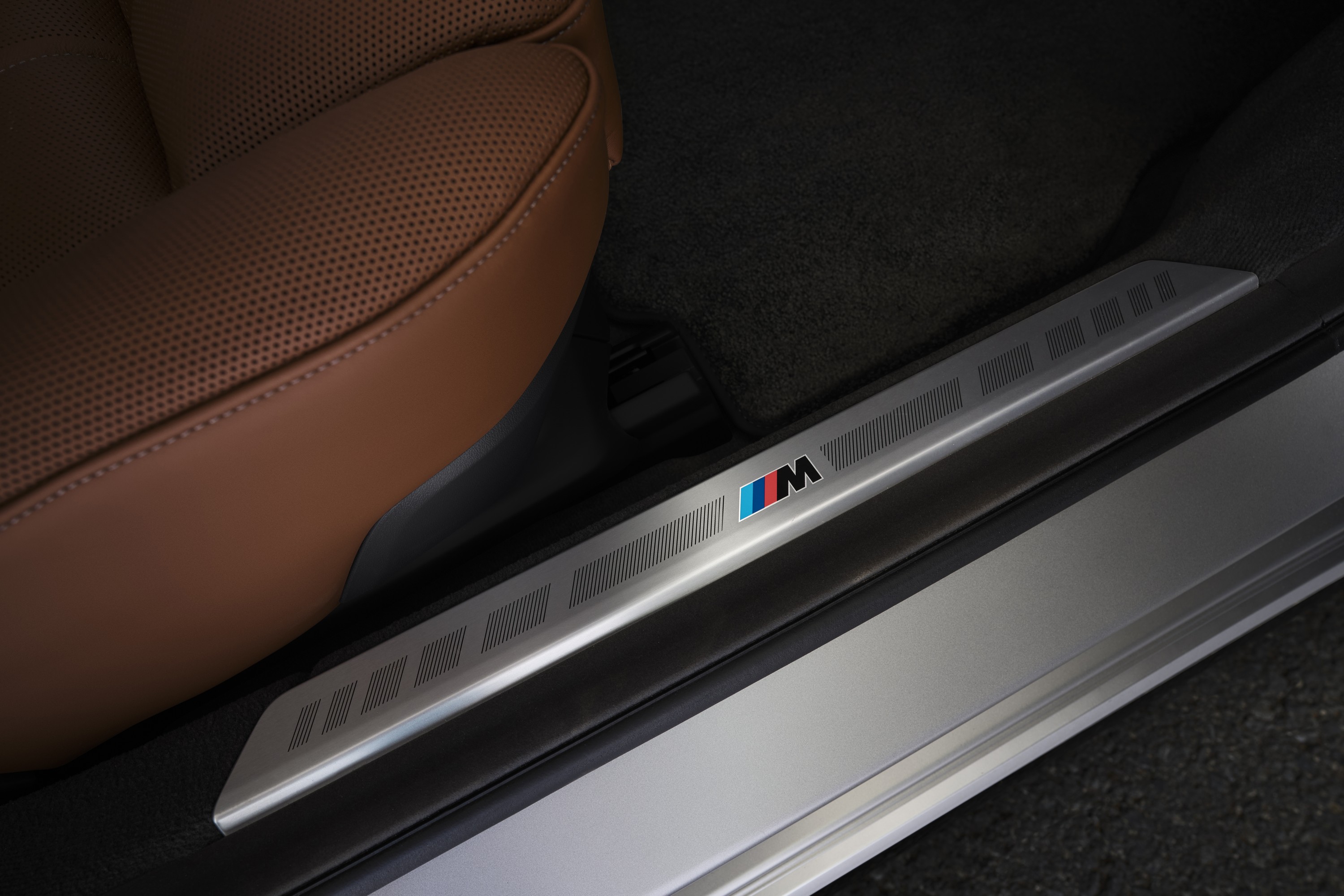 BMW i7 exterior P90636174