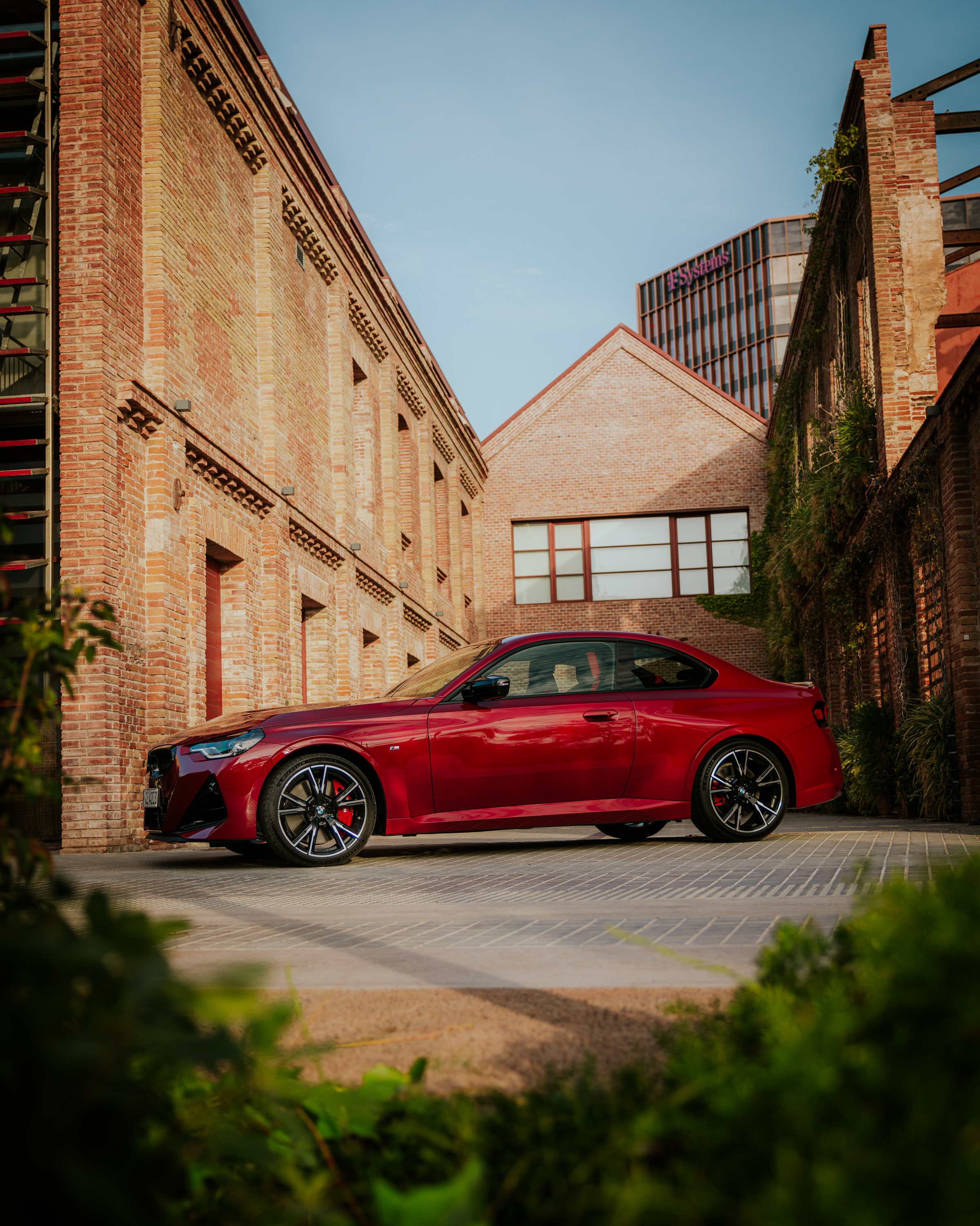 BMW M240i exterior P90554919