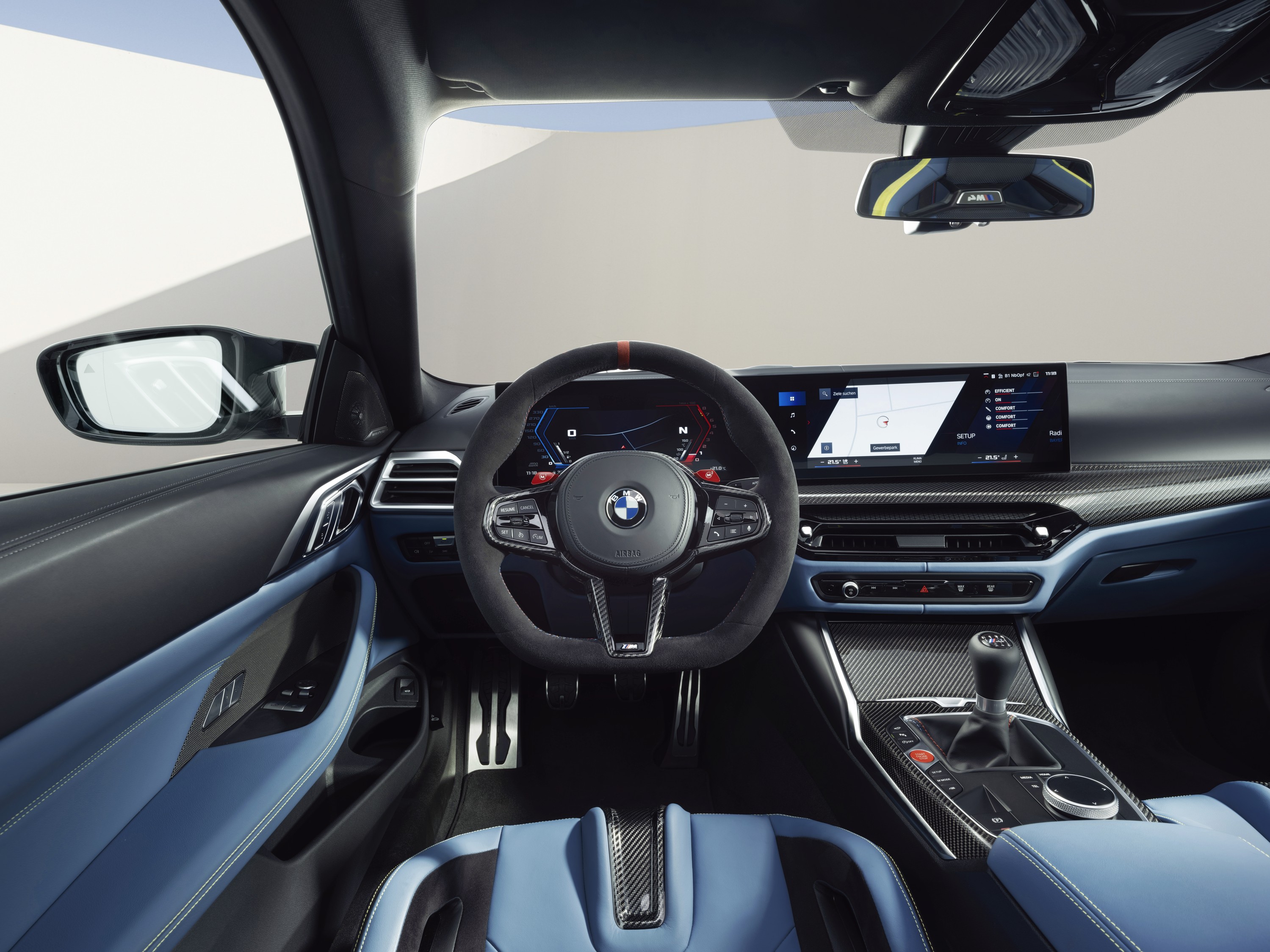 BMW M4 exterior P90536850