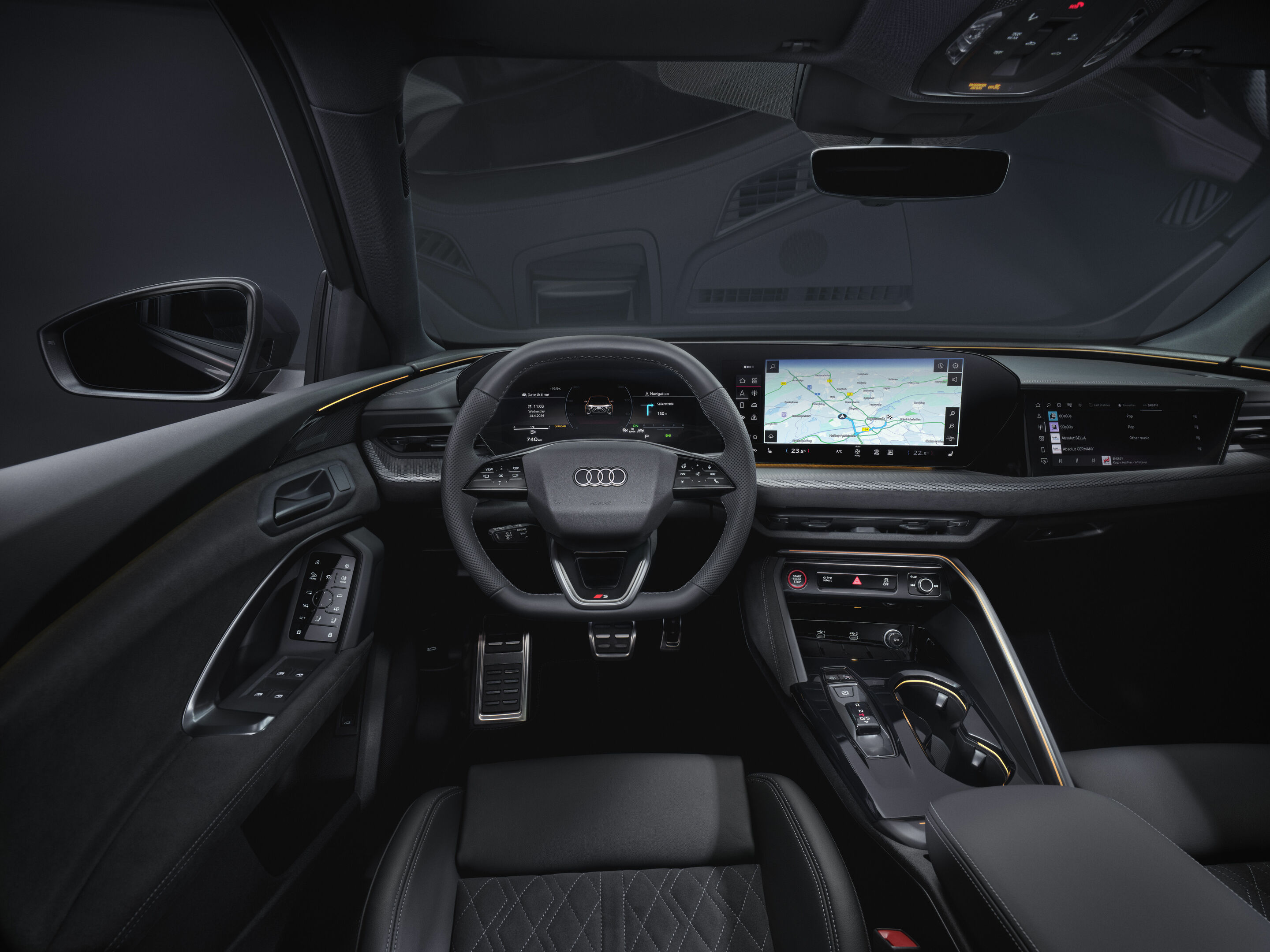 Audi Q5 SUV additional exterior official photo