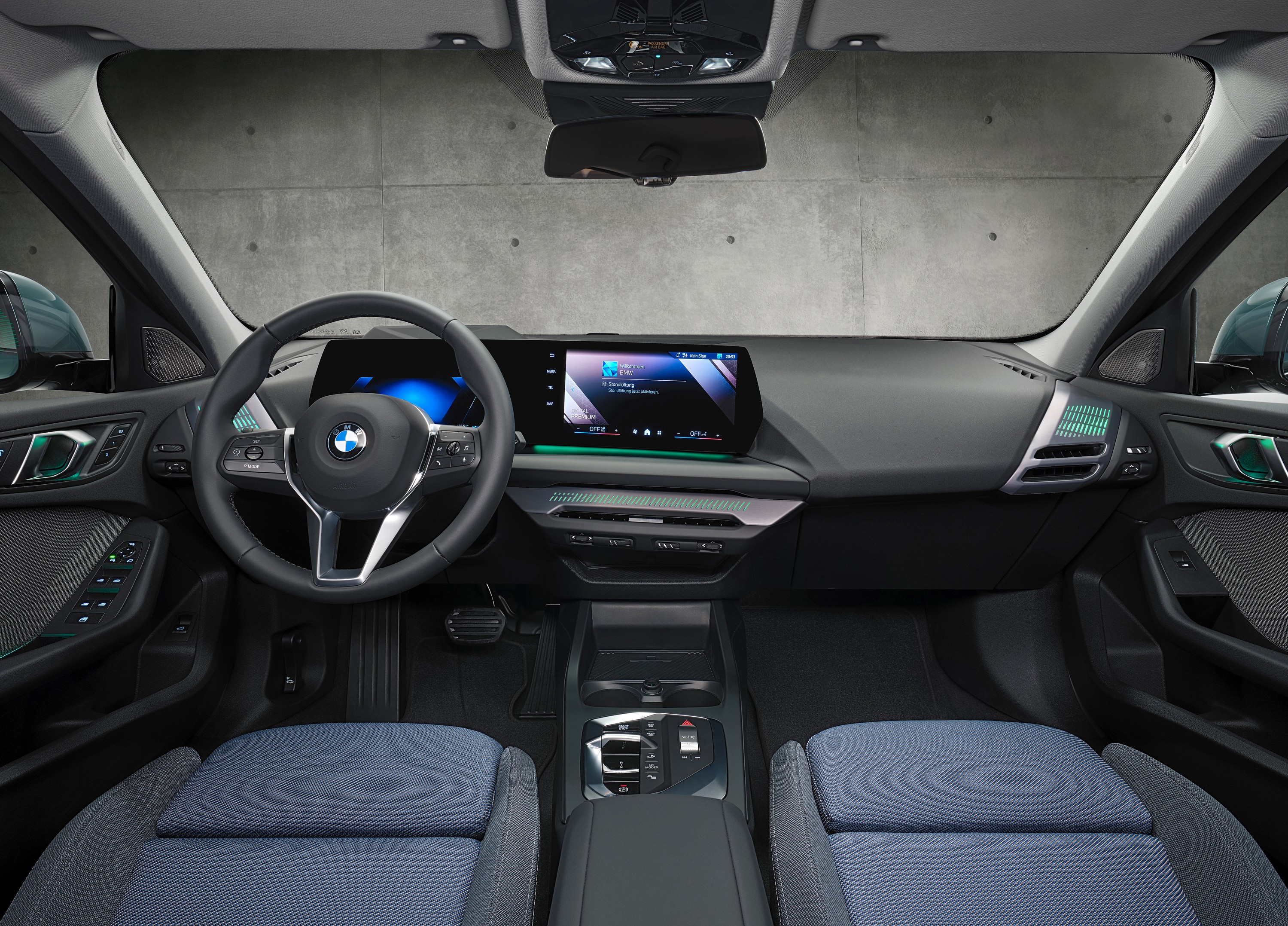 BMW 1 Series exterior P90551945