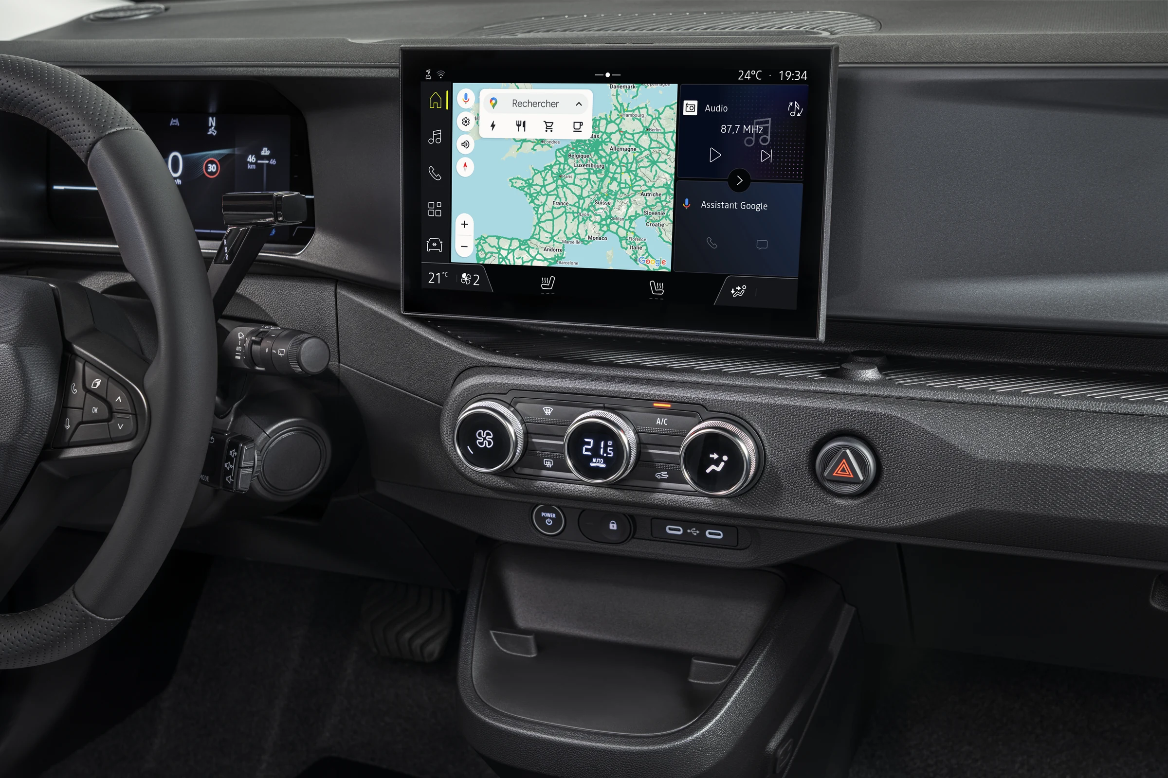 Nissan Pixo interior official photo 10