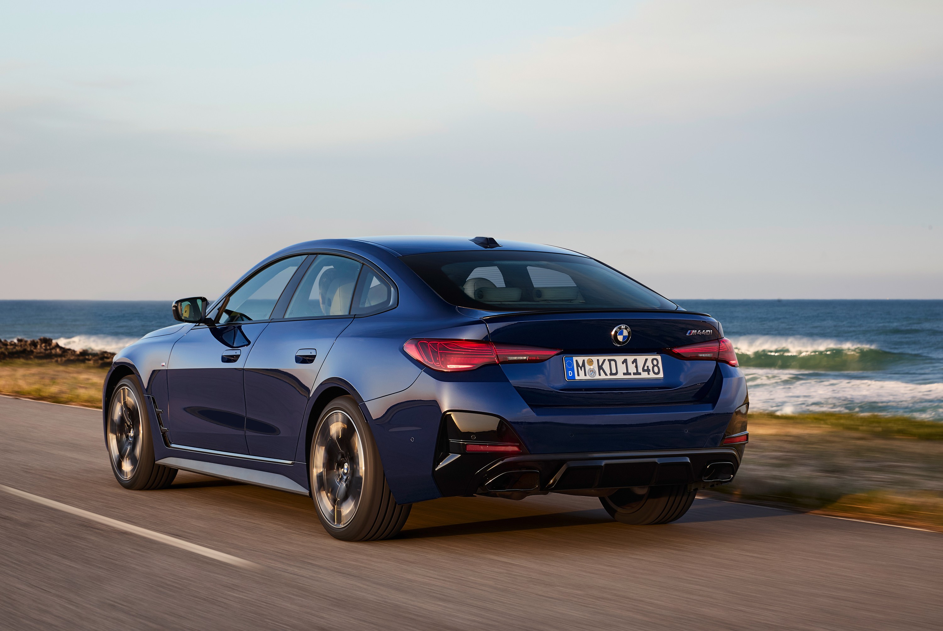 BMW M440i exterior P90546584