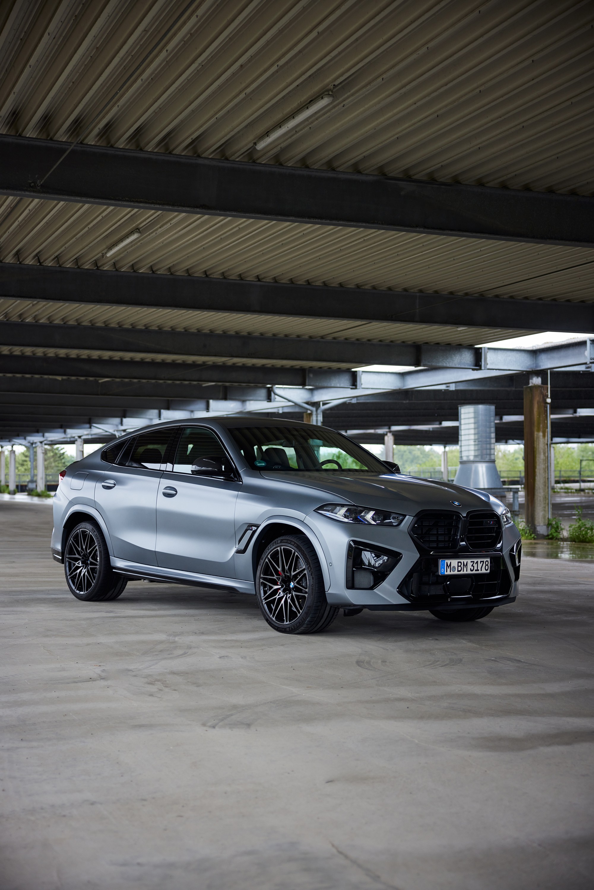 BMW X6 exterior P90518080