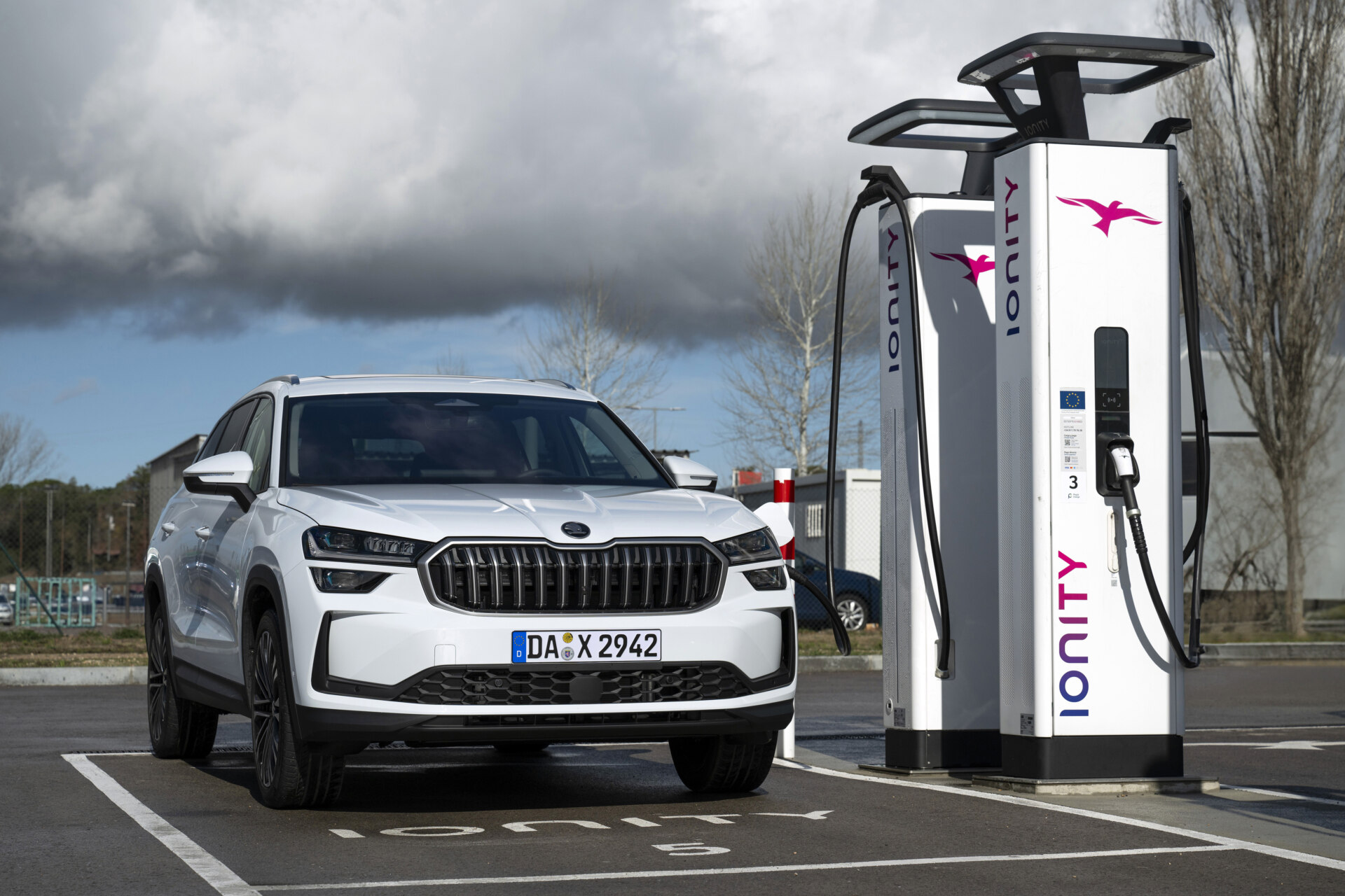 Škoda Kodiaq powertrains official photo