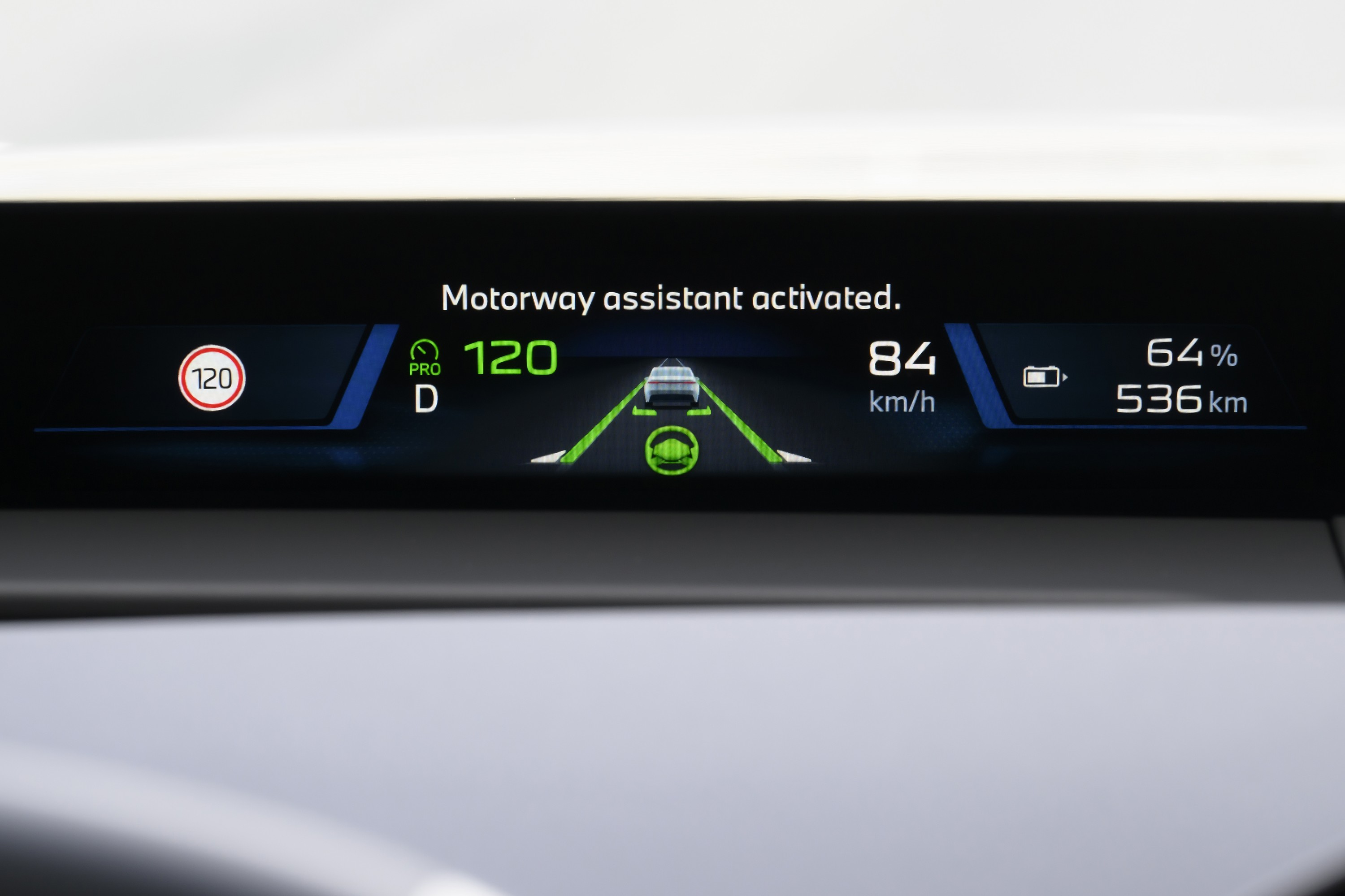 BMW iX3 driving P90626840