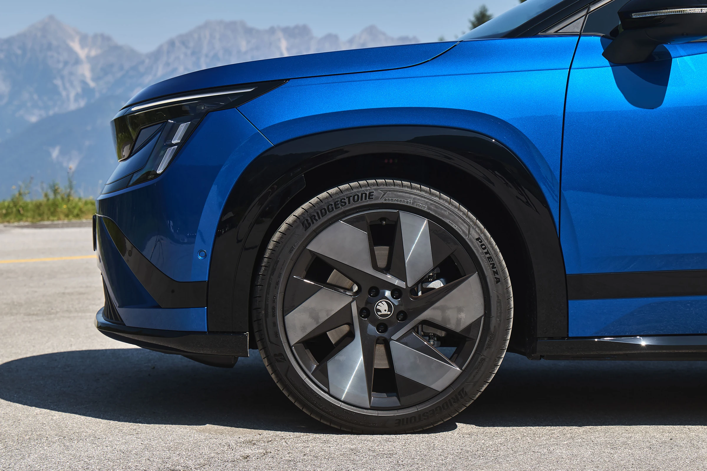 Skoda Peaq close-up details official photo 17
