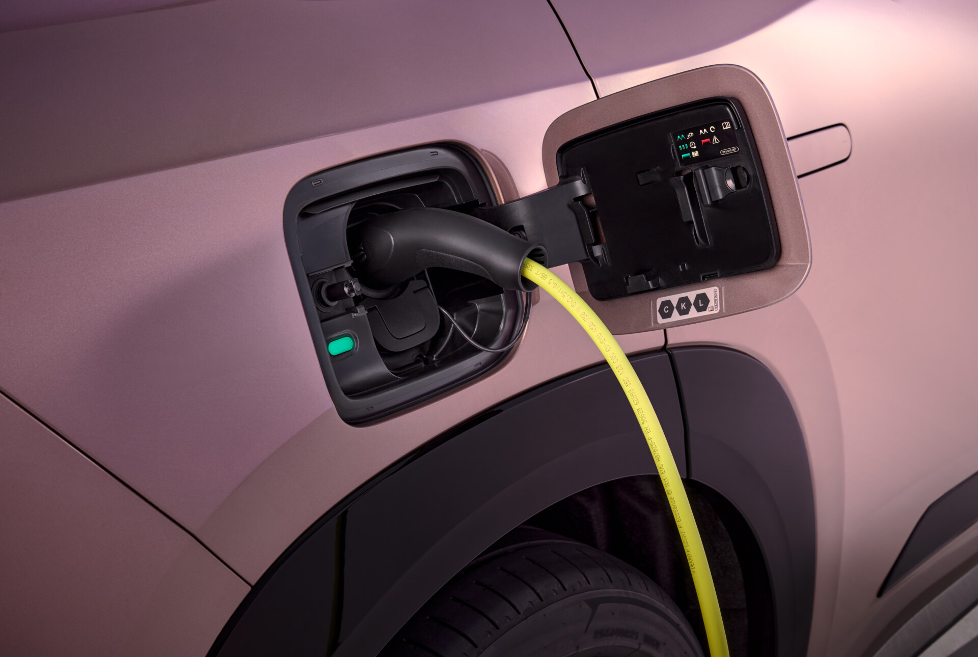 Škoda Peaq Powertrain & Charging official photo