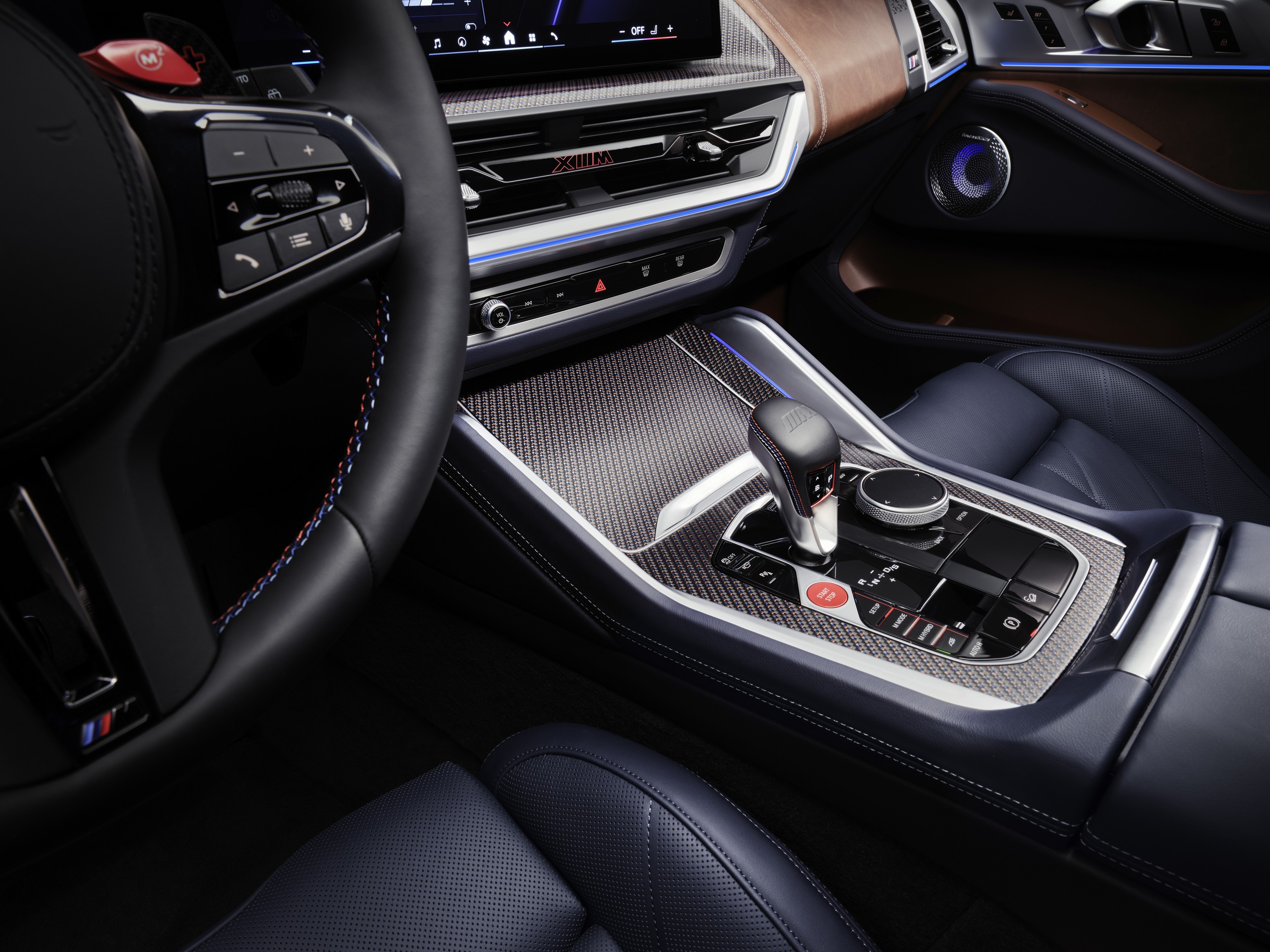 BMW XM interior P90602696