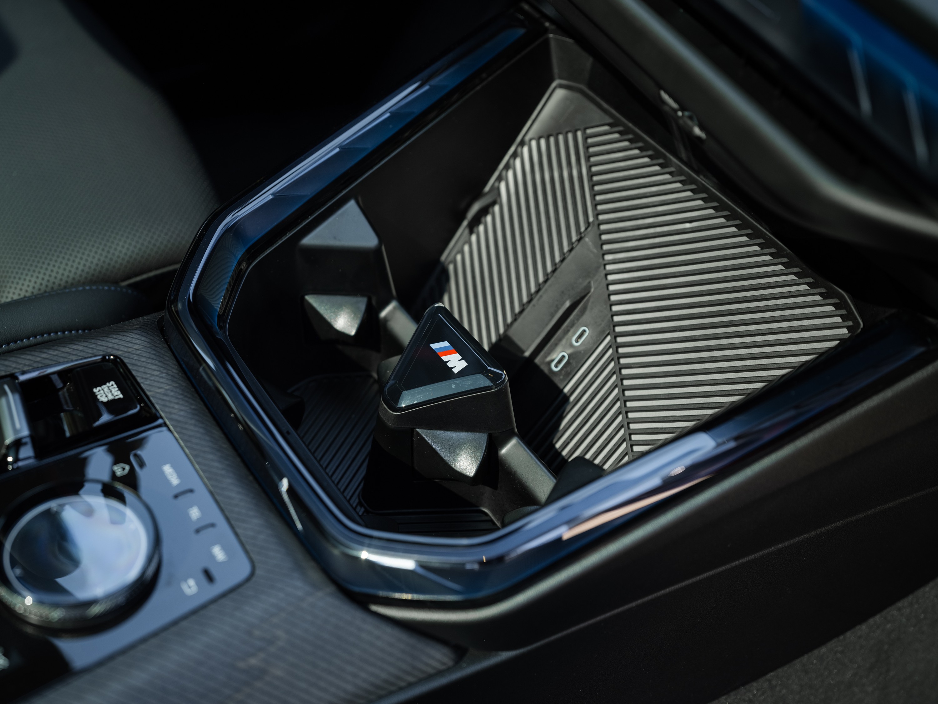 BMW X3 exterior P90572683