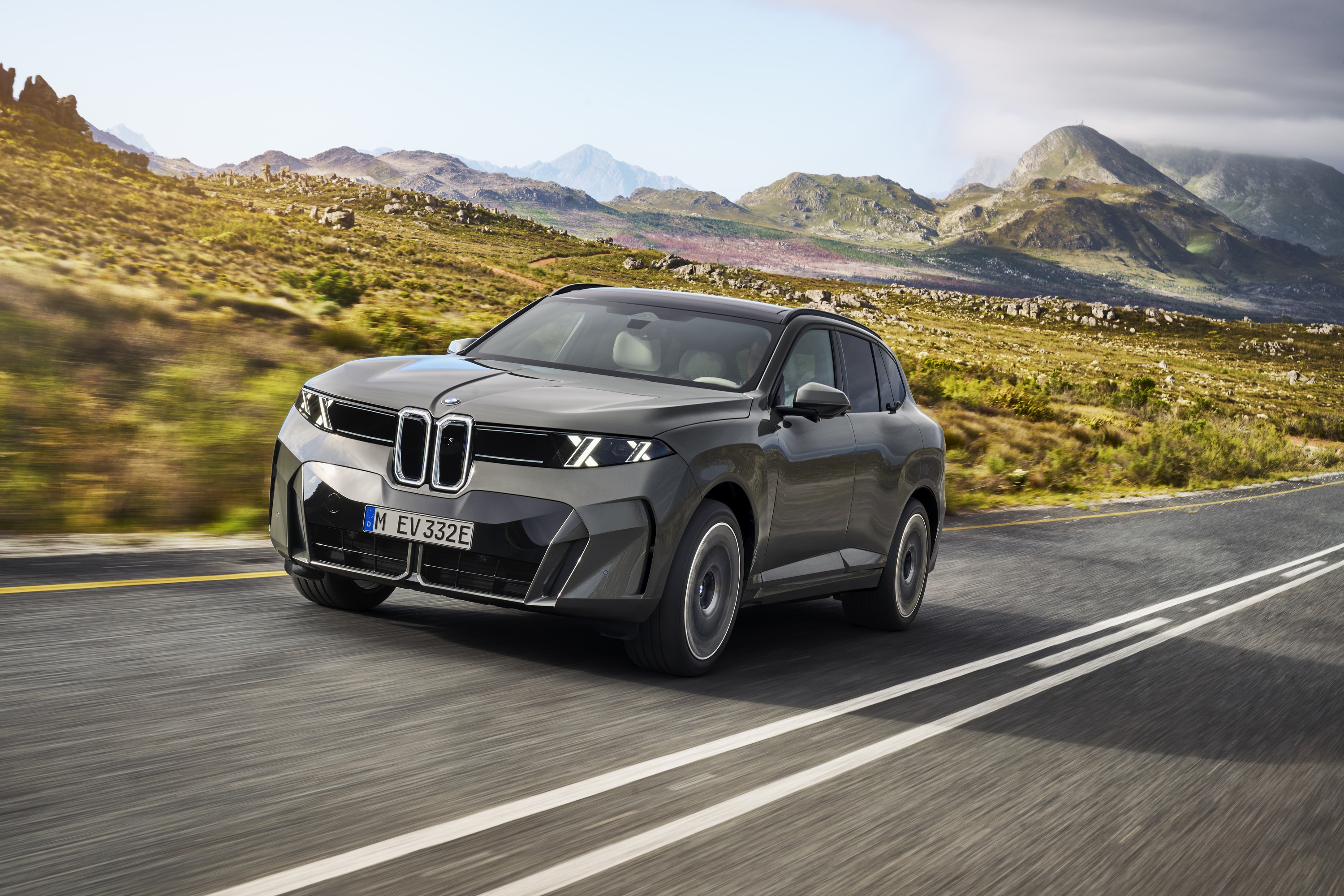 BMW iX exterior P90645985