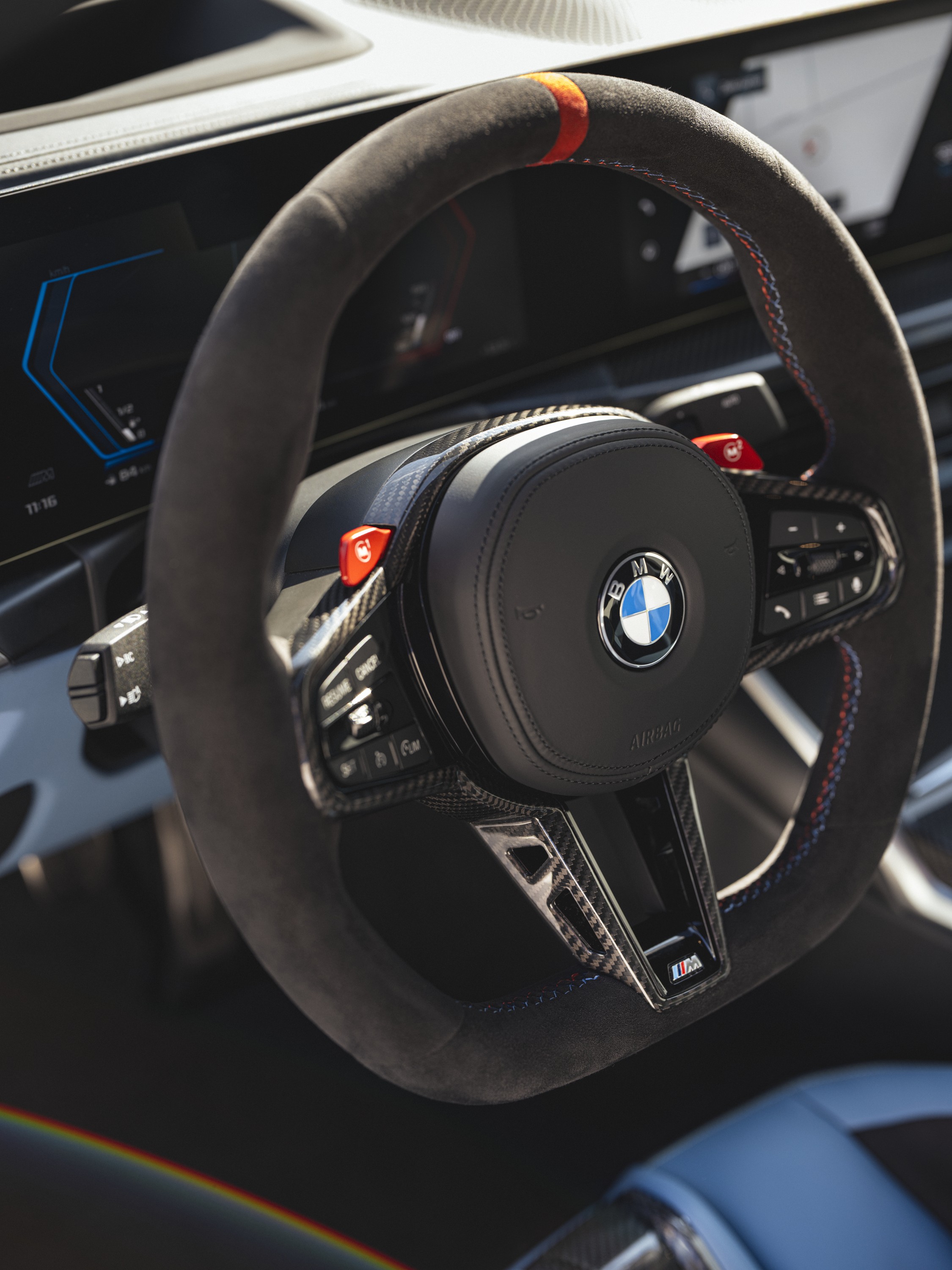 BMW M4 exterior P90536840