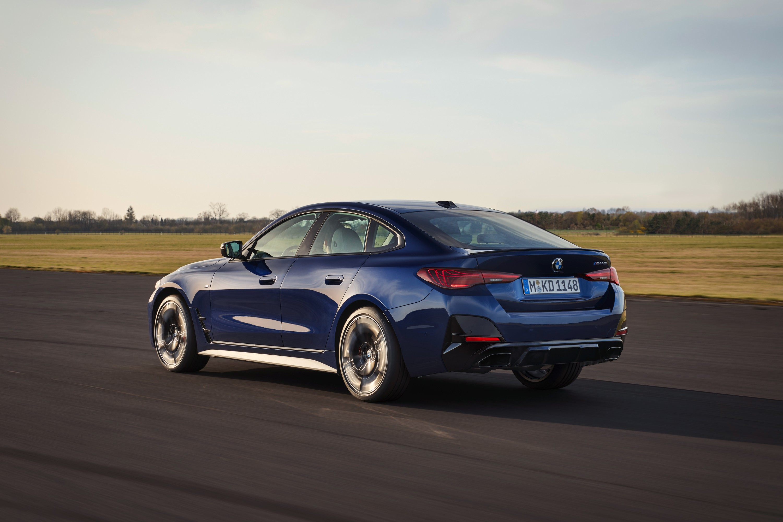 BMW M440i exterior P90546576