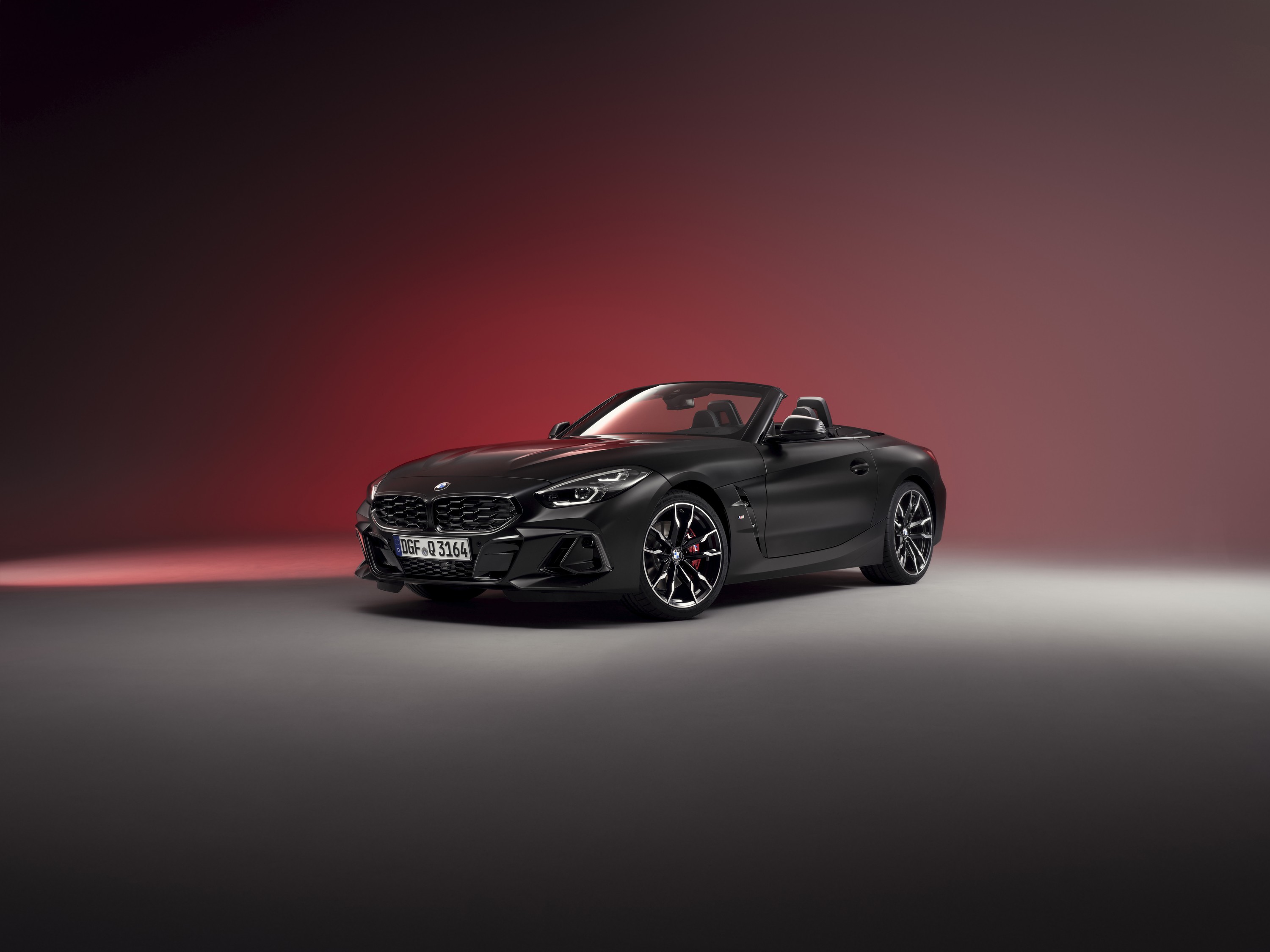 BMW Z4 driving P90625388