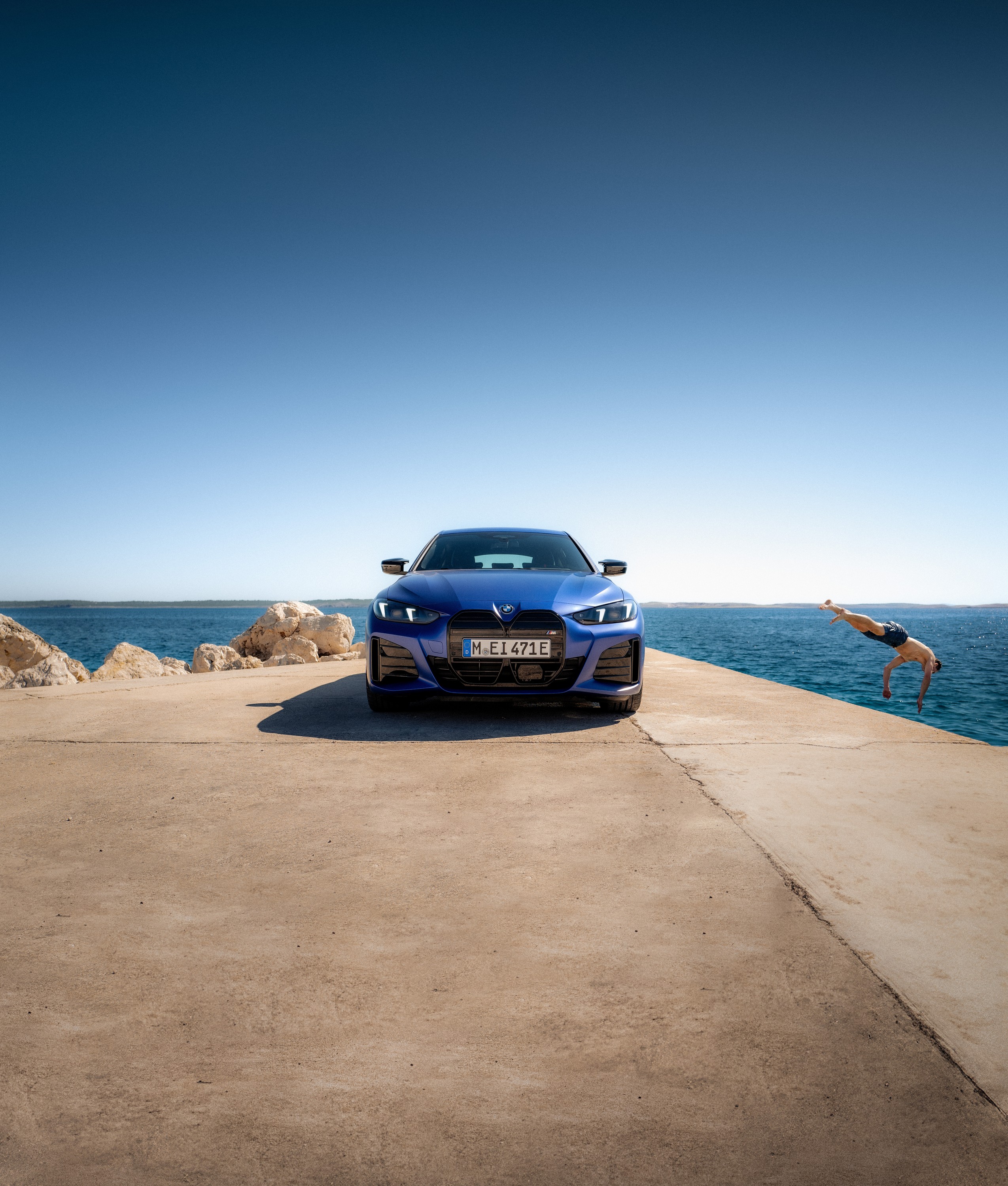 BMW i4 exterior P90566408