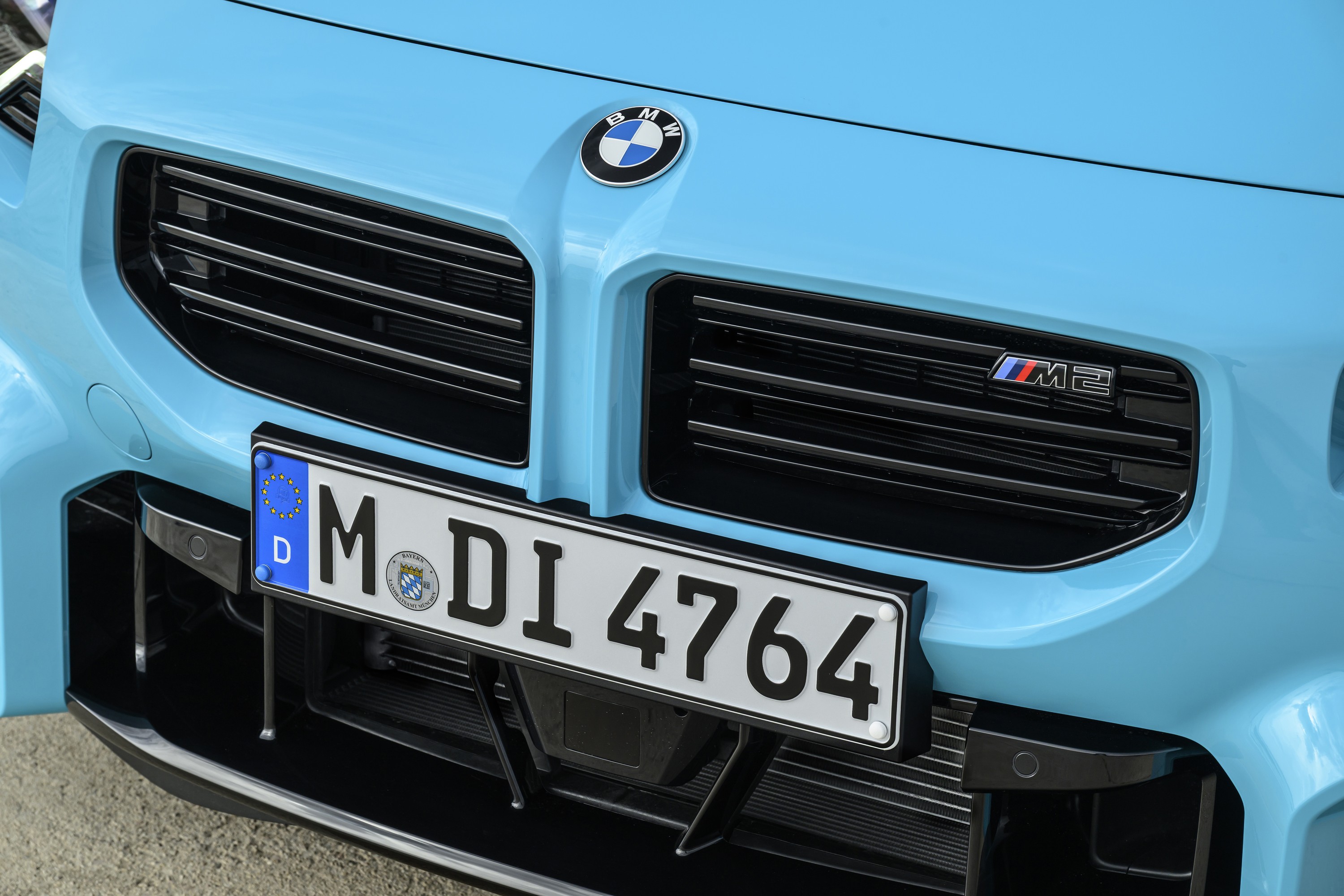 BMW M2 exterior P90642575
