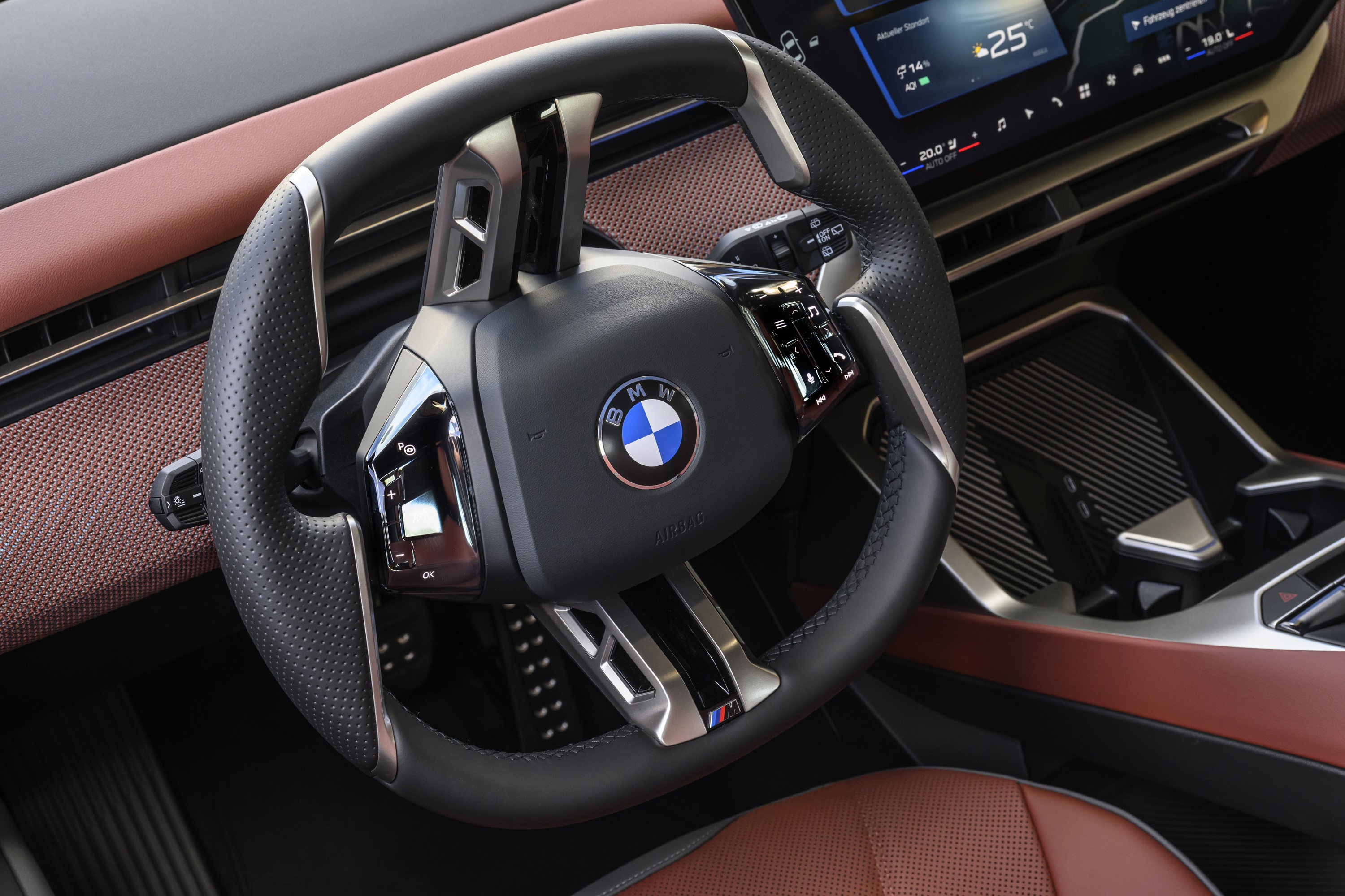 BMW iX3 exterior P90626686
