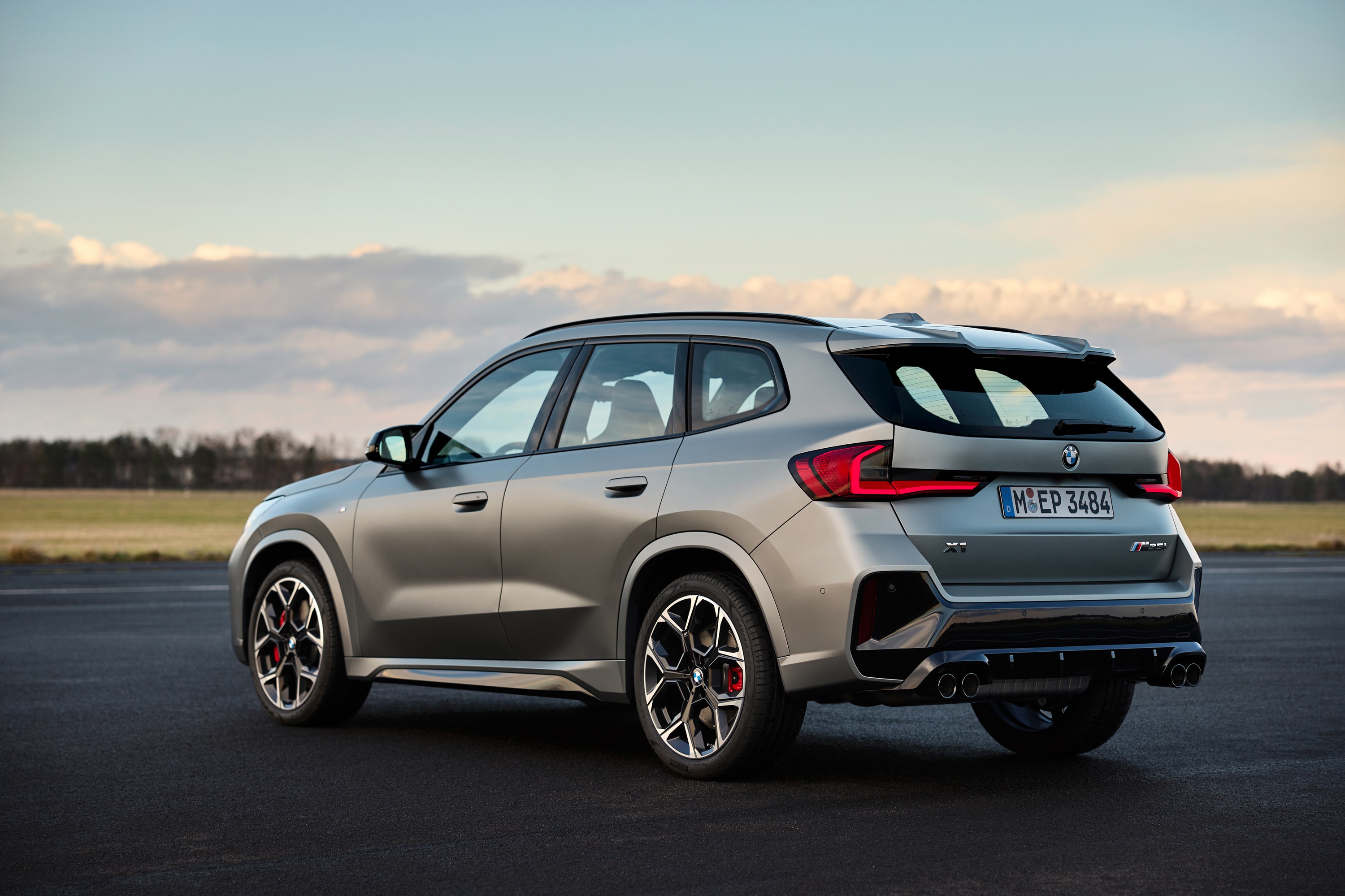 BMW X1 exterior P90509779