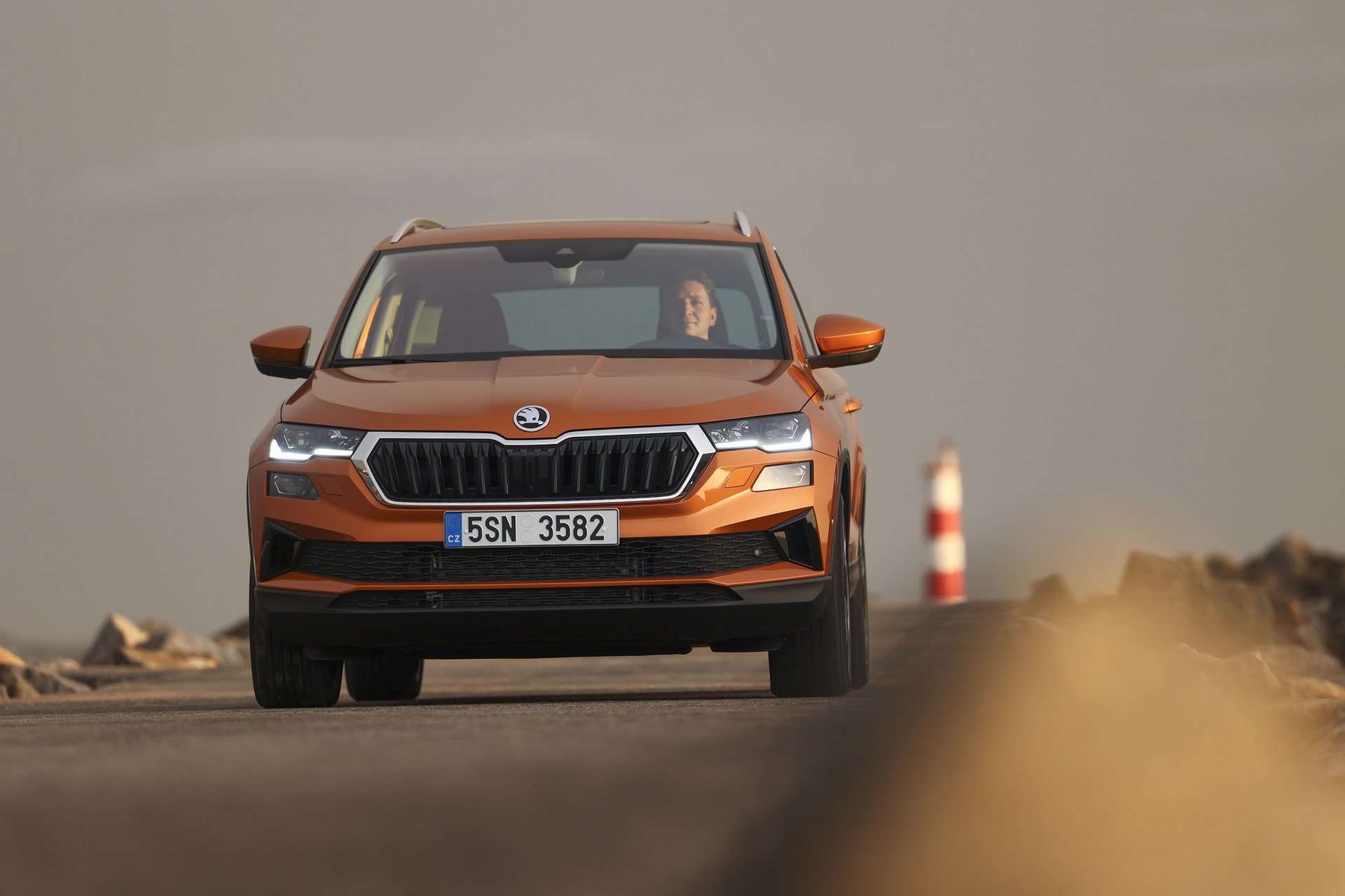 Škoda Karoq Exterior official photo
