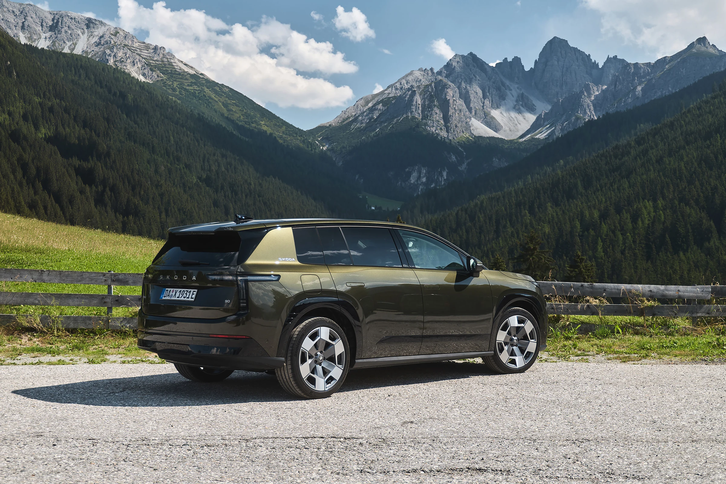 Skoda Peaq exterior official photo 32