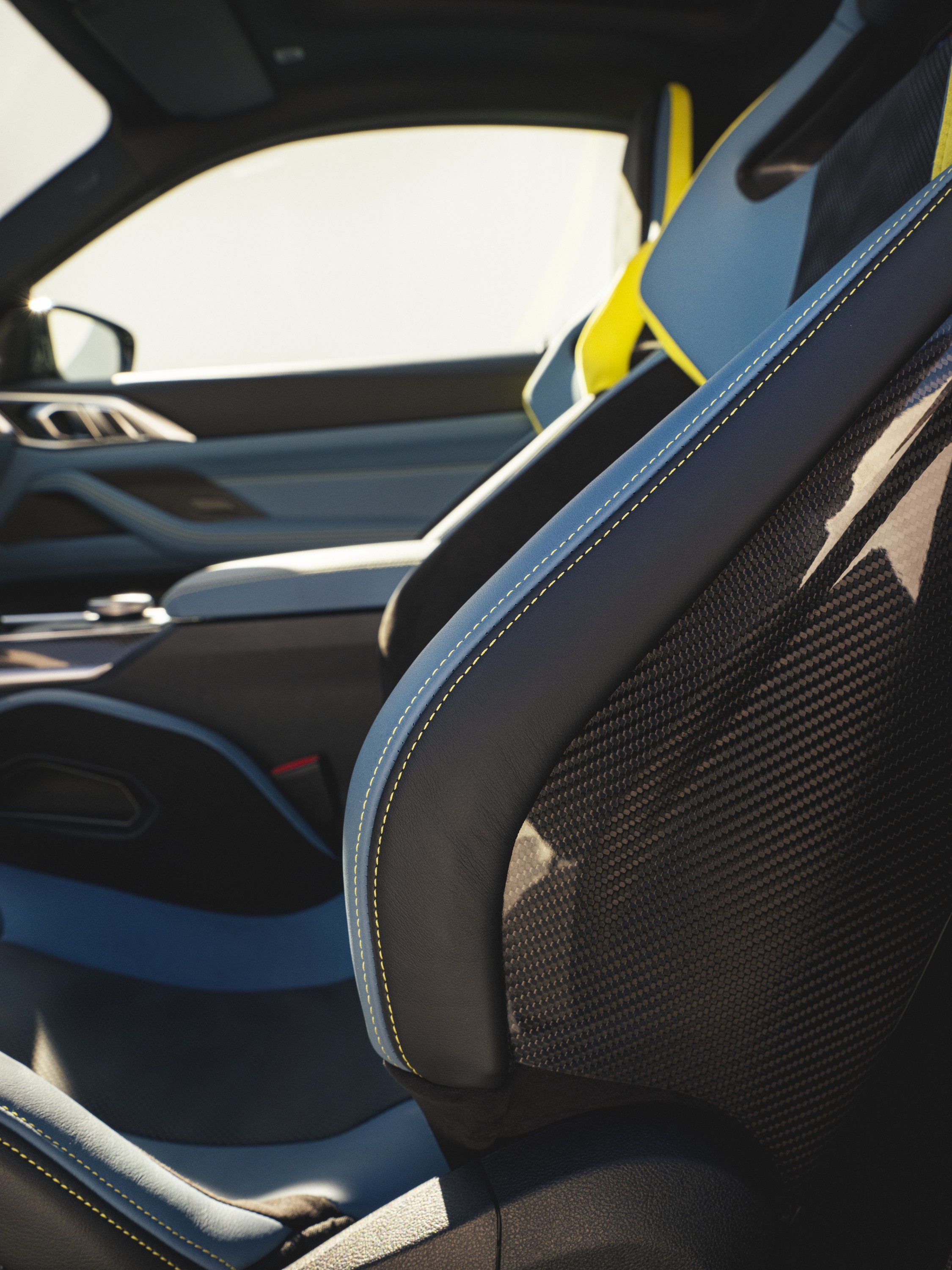 BMW M4 exterior P90536843