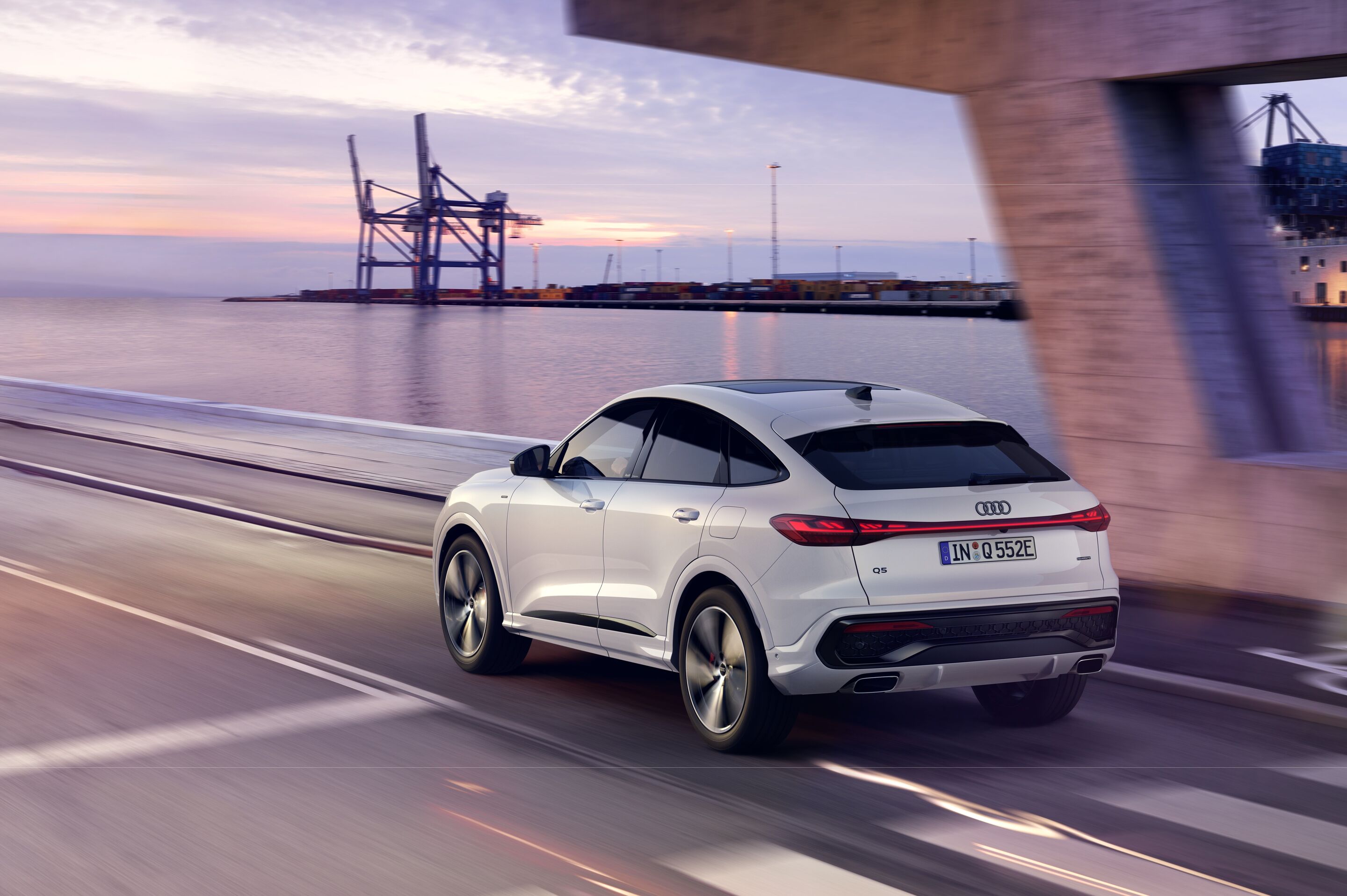 Audi Q5 Sportback e-hybrid additional exterior official photo