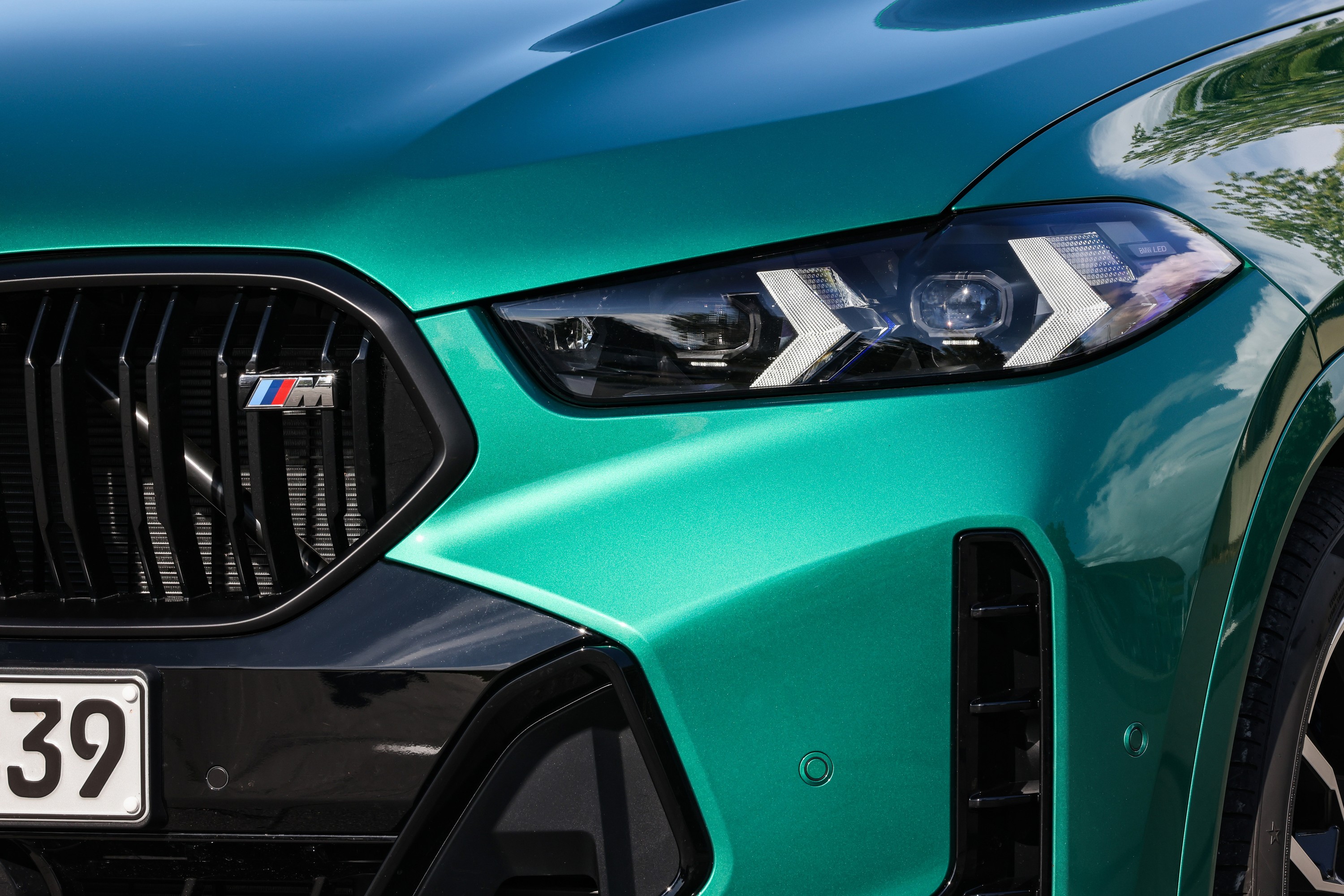 BMW X6 exterior P90518180