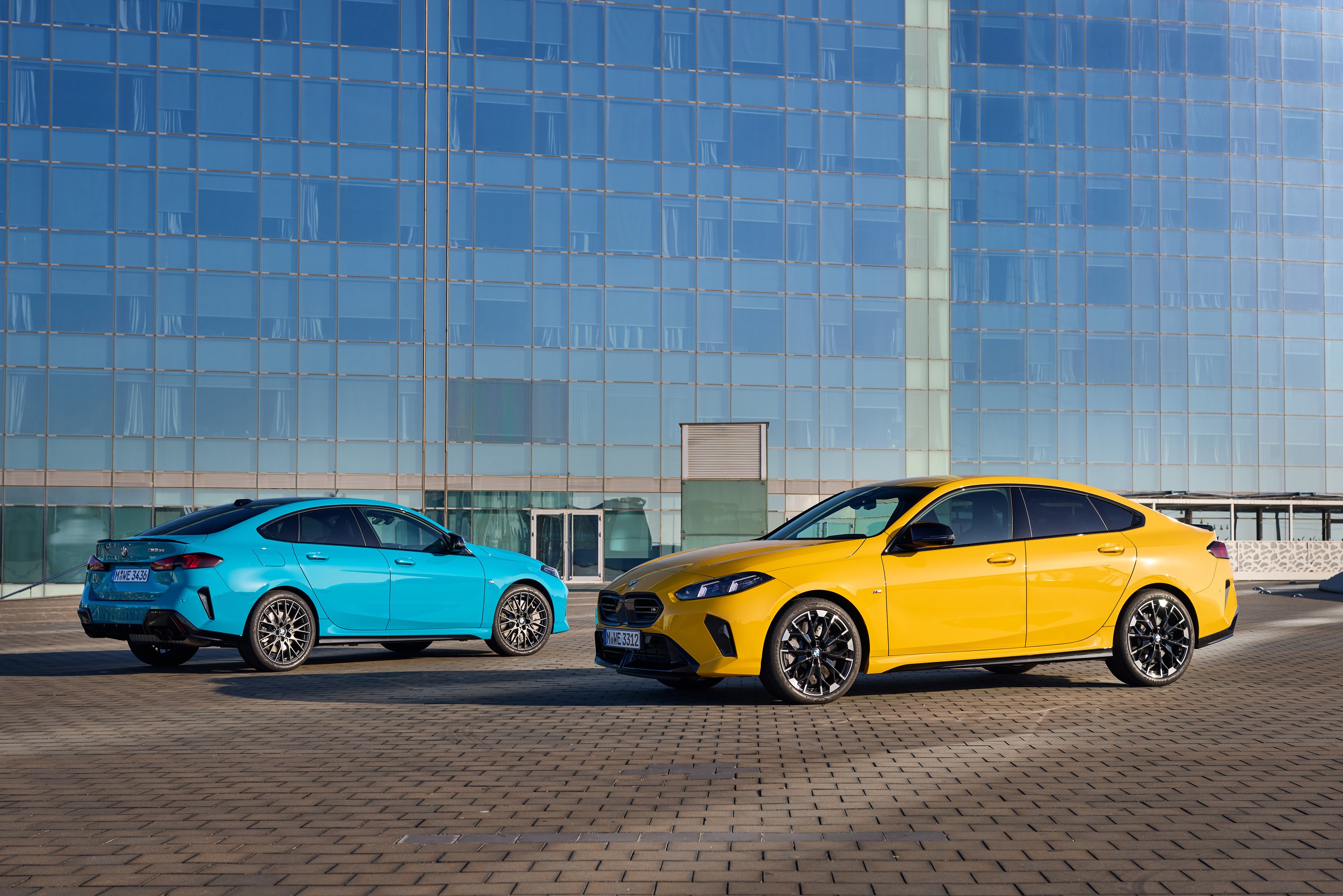 BMW M235 exterior P90588942
