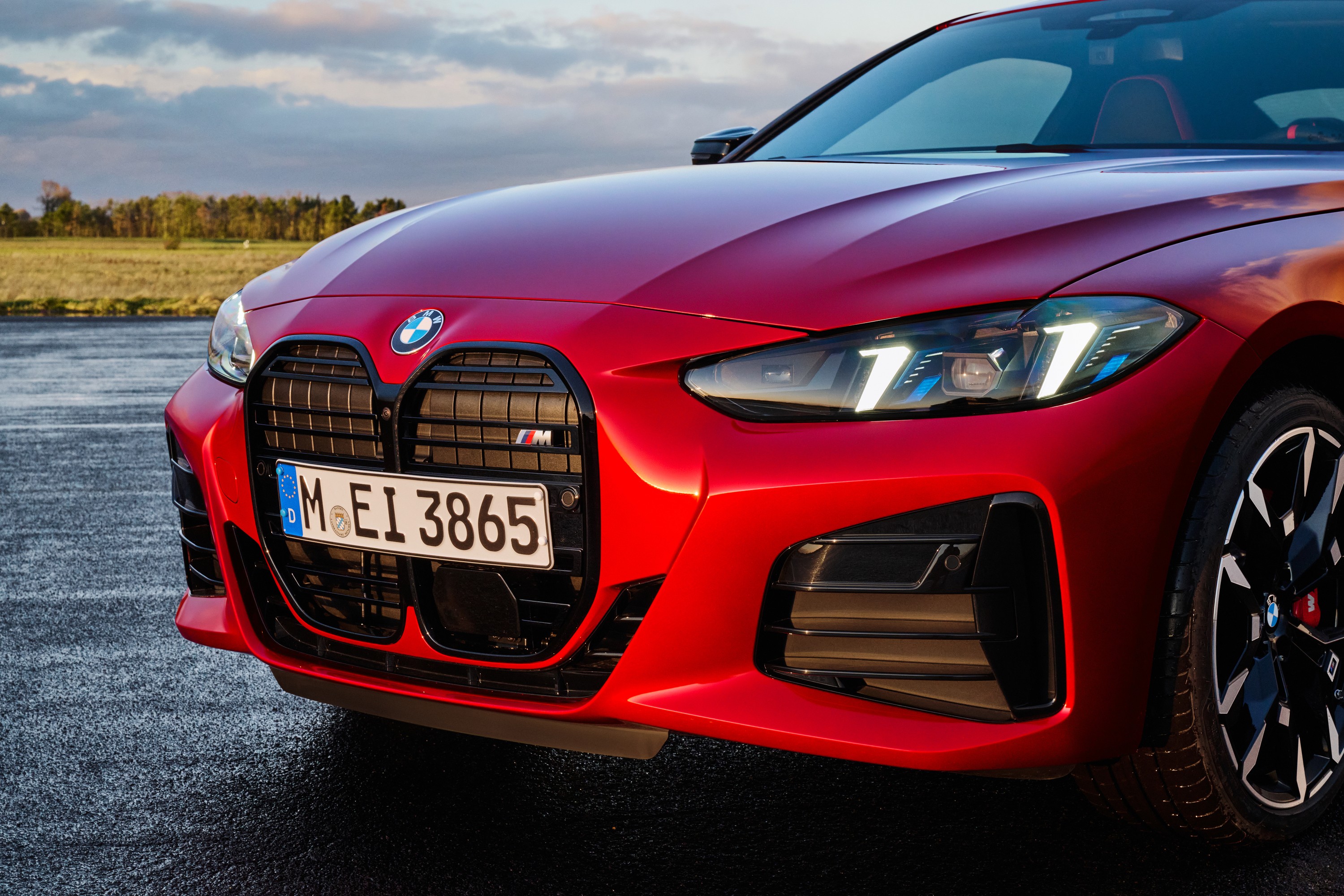 BMW 4 Series exterior P90535833