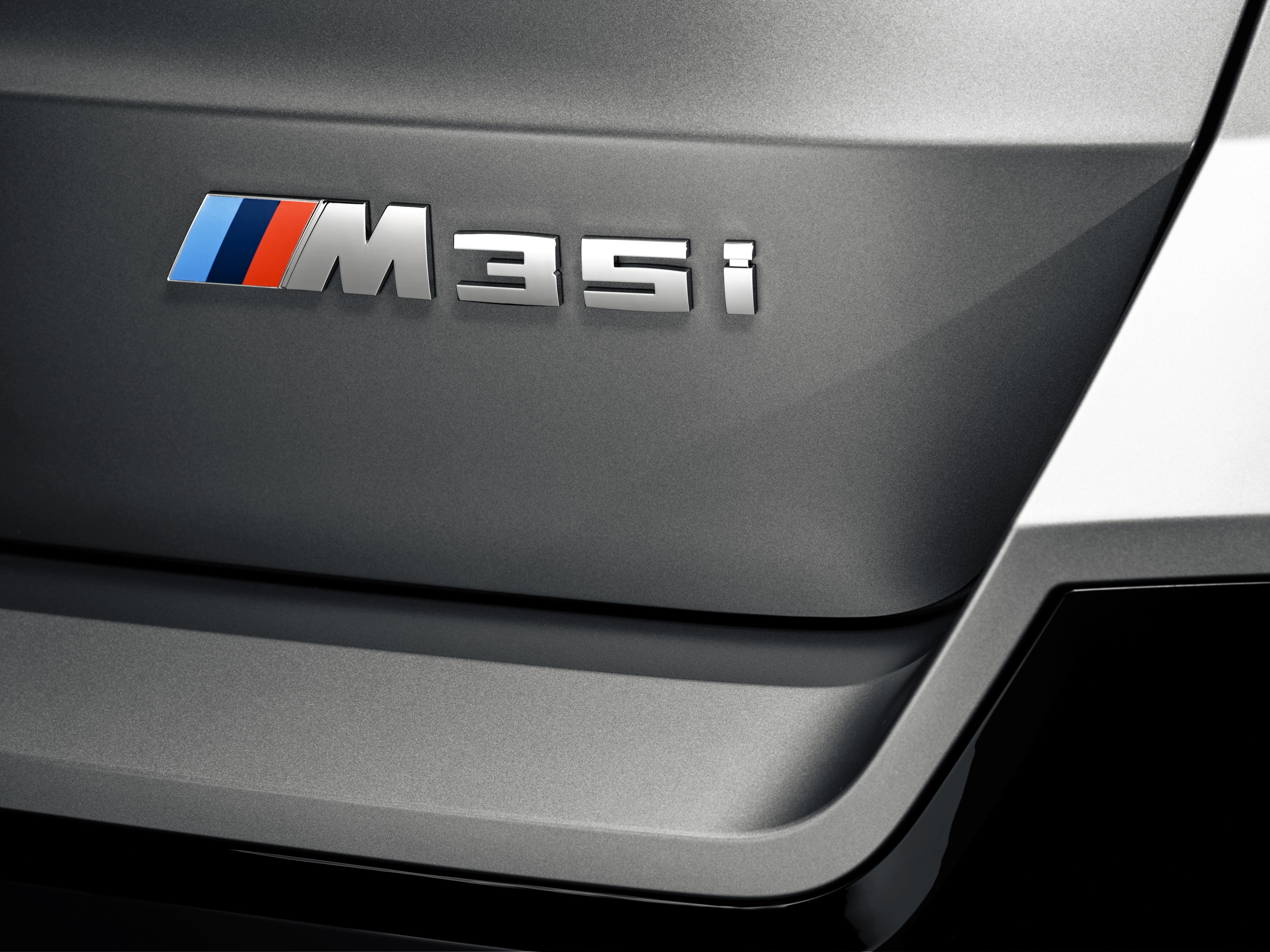 BMW X1 exterior P90509744