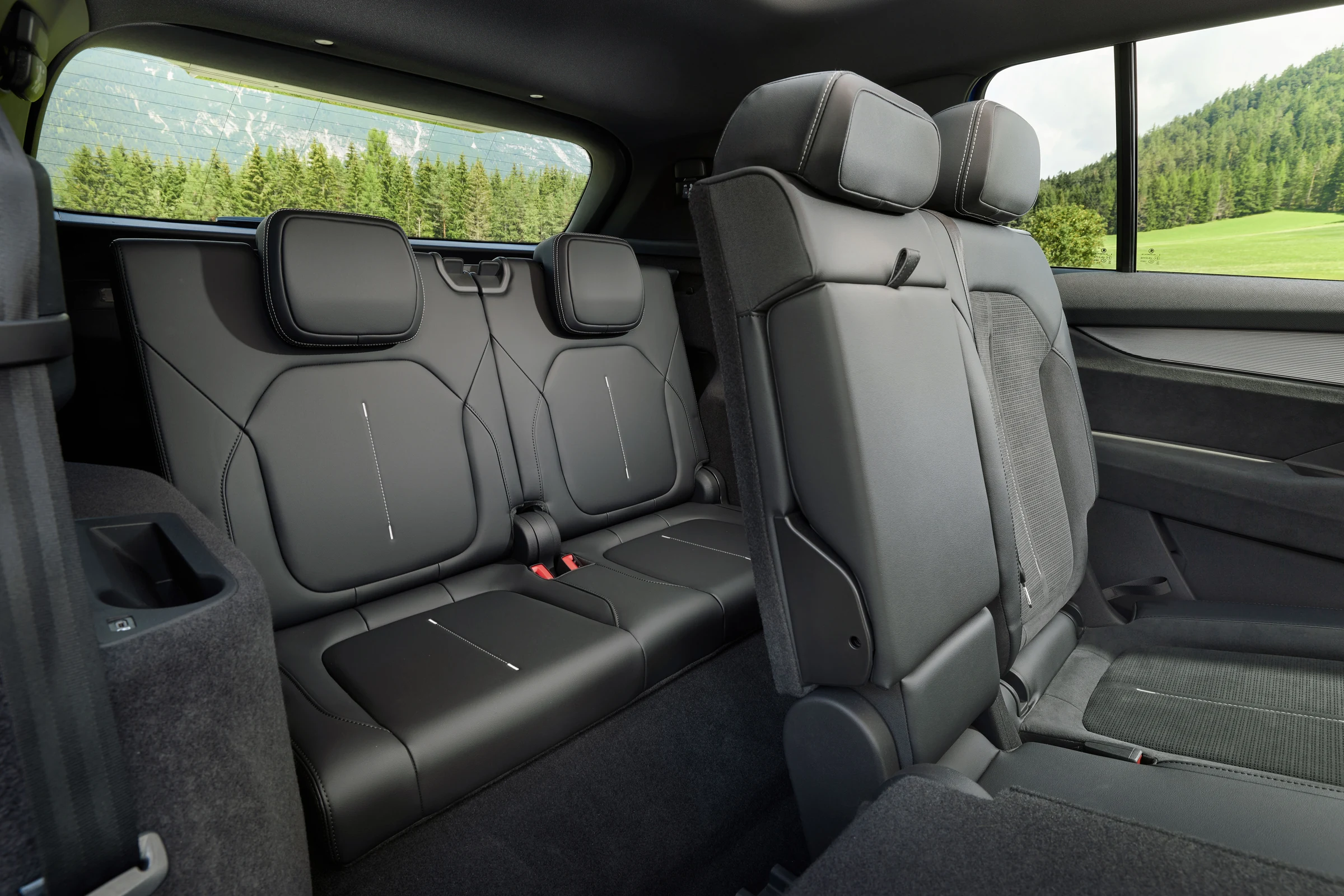 Skoda Peaq interior official photo 28