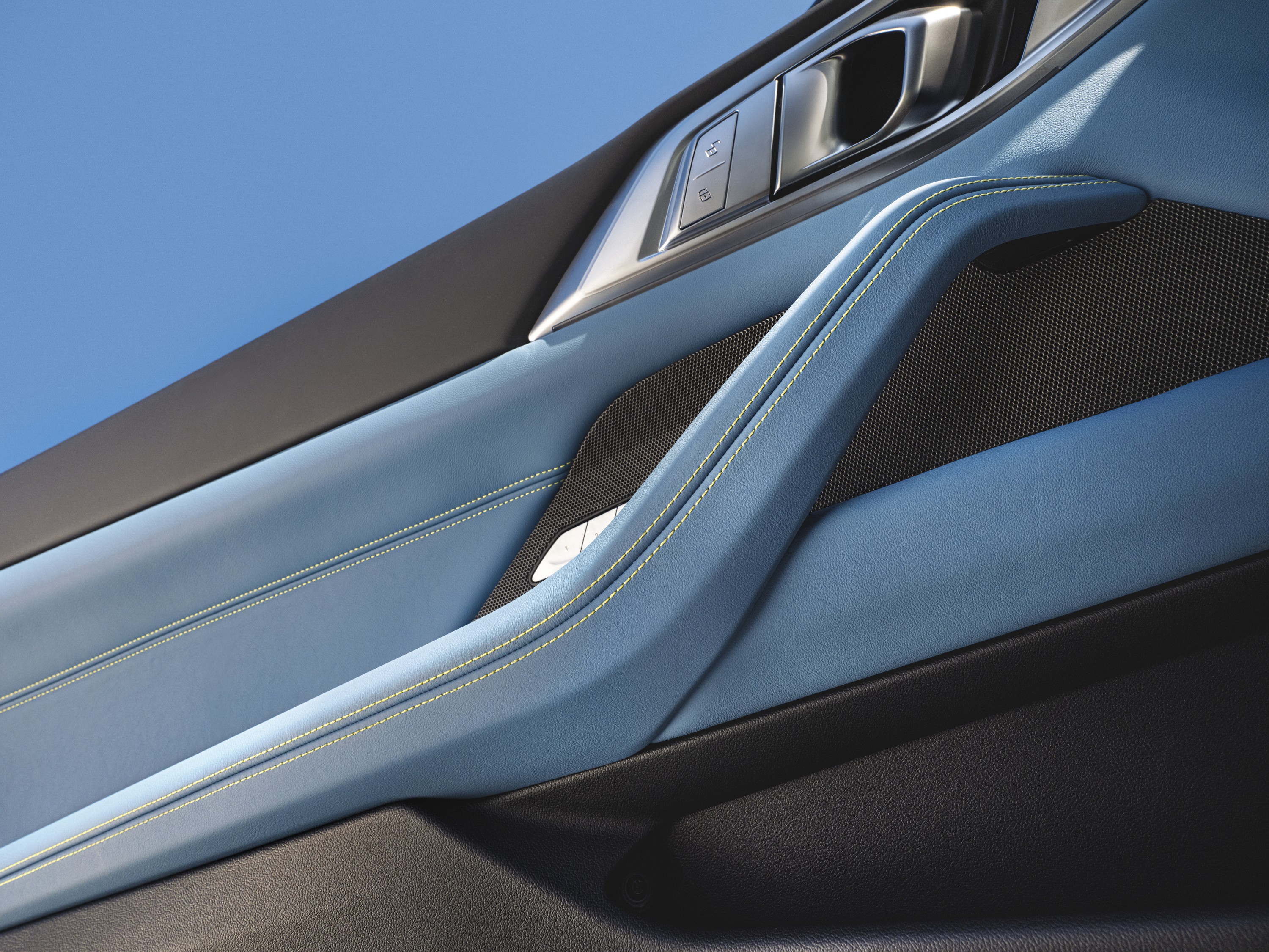 BMW M4 exterior P90536844