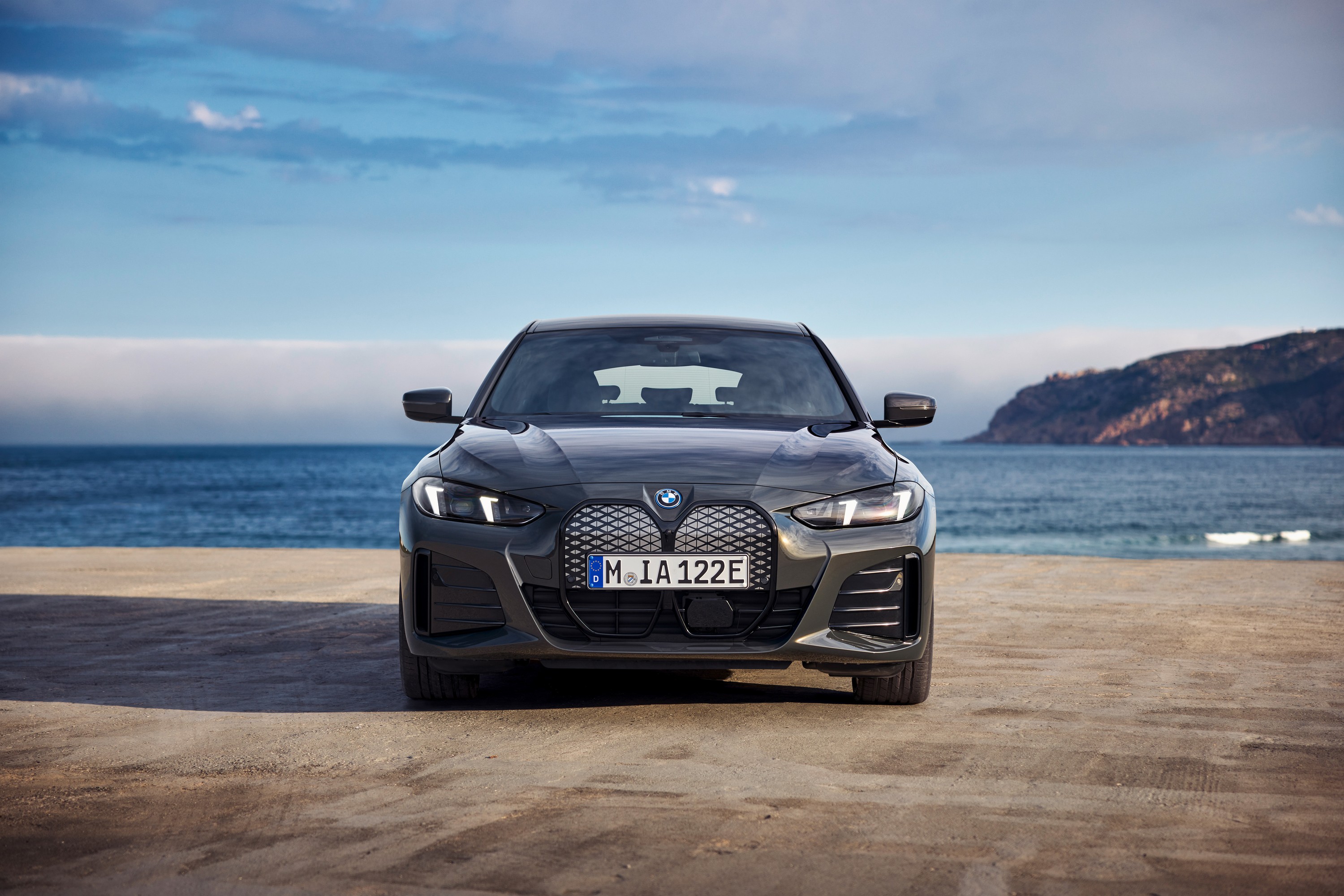 BMW i4 exterior P90546605
