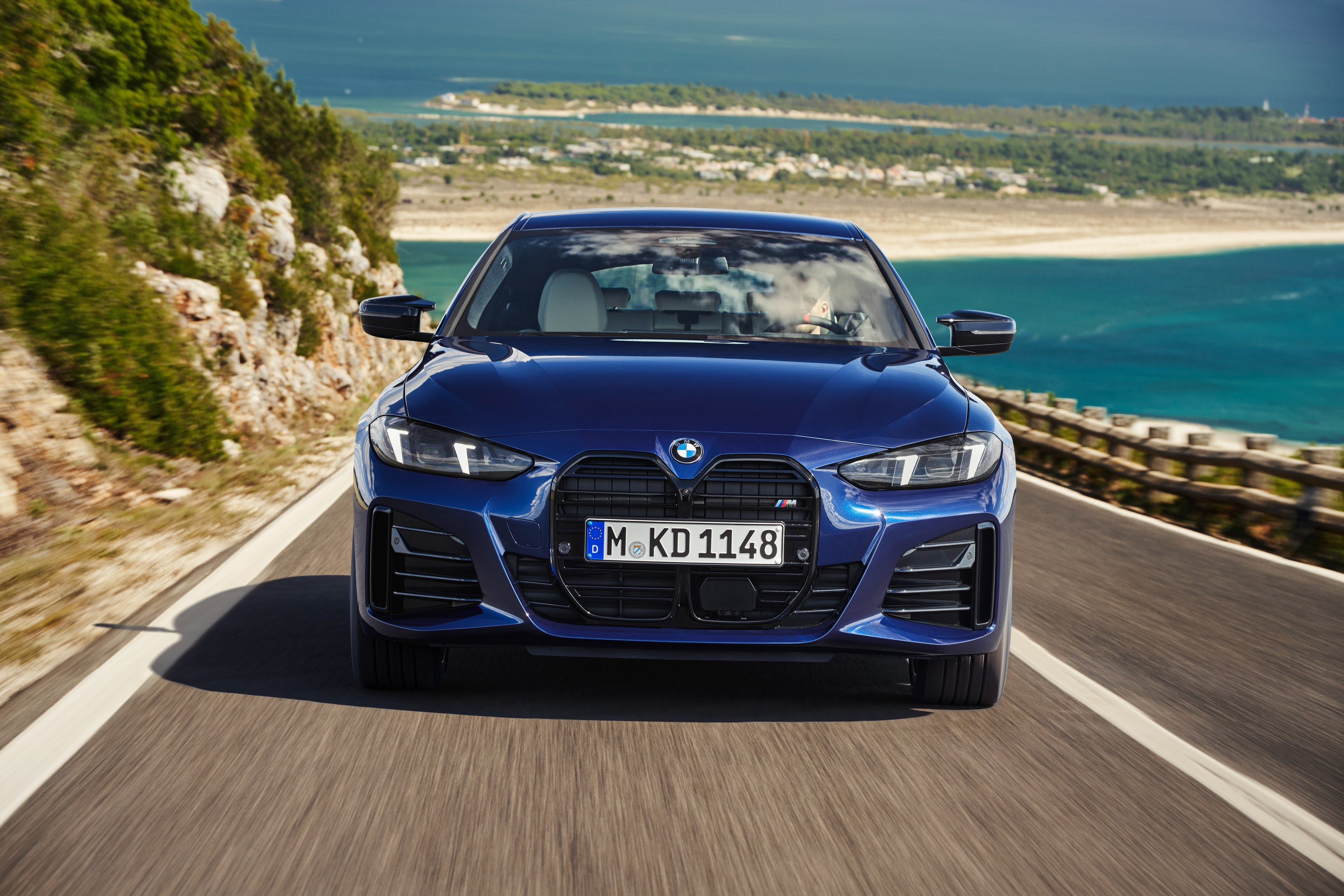 BMW M440i exterior P90546587