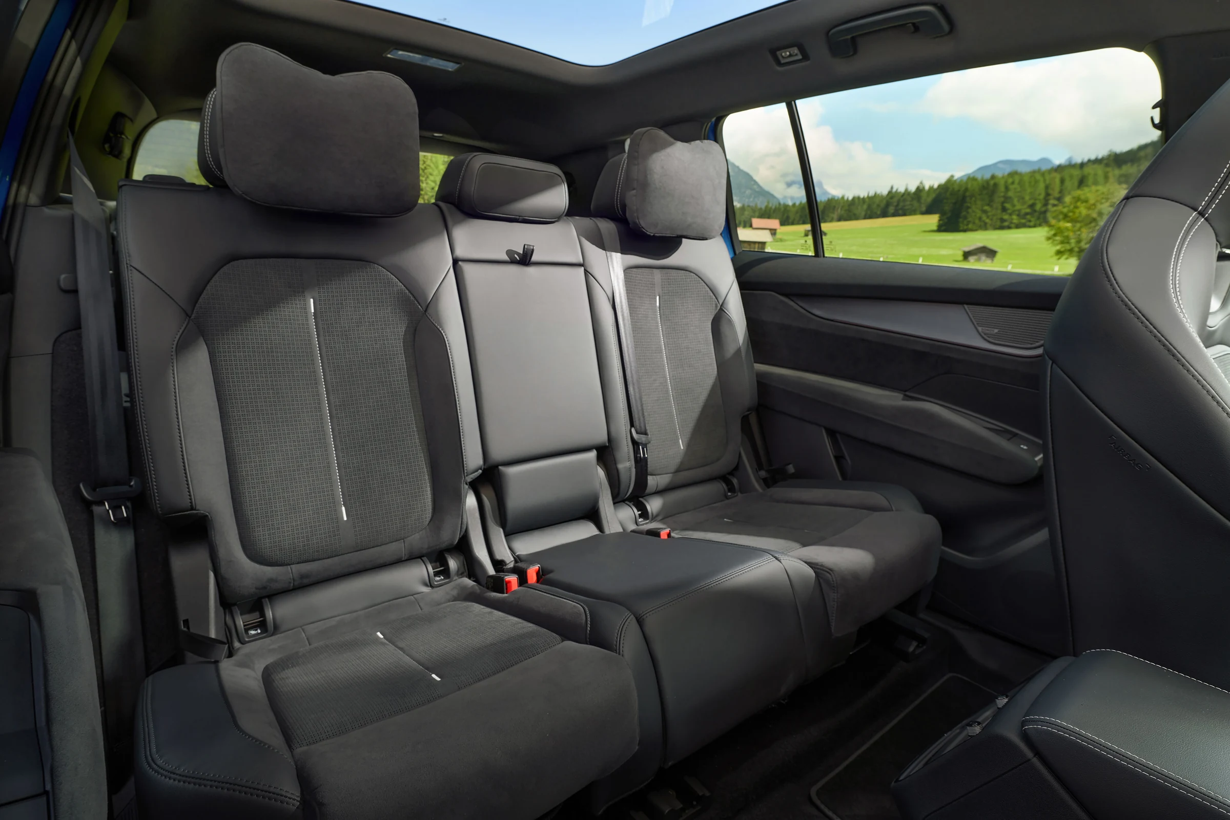 Skoda Peaq interior official photo 30