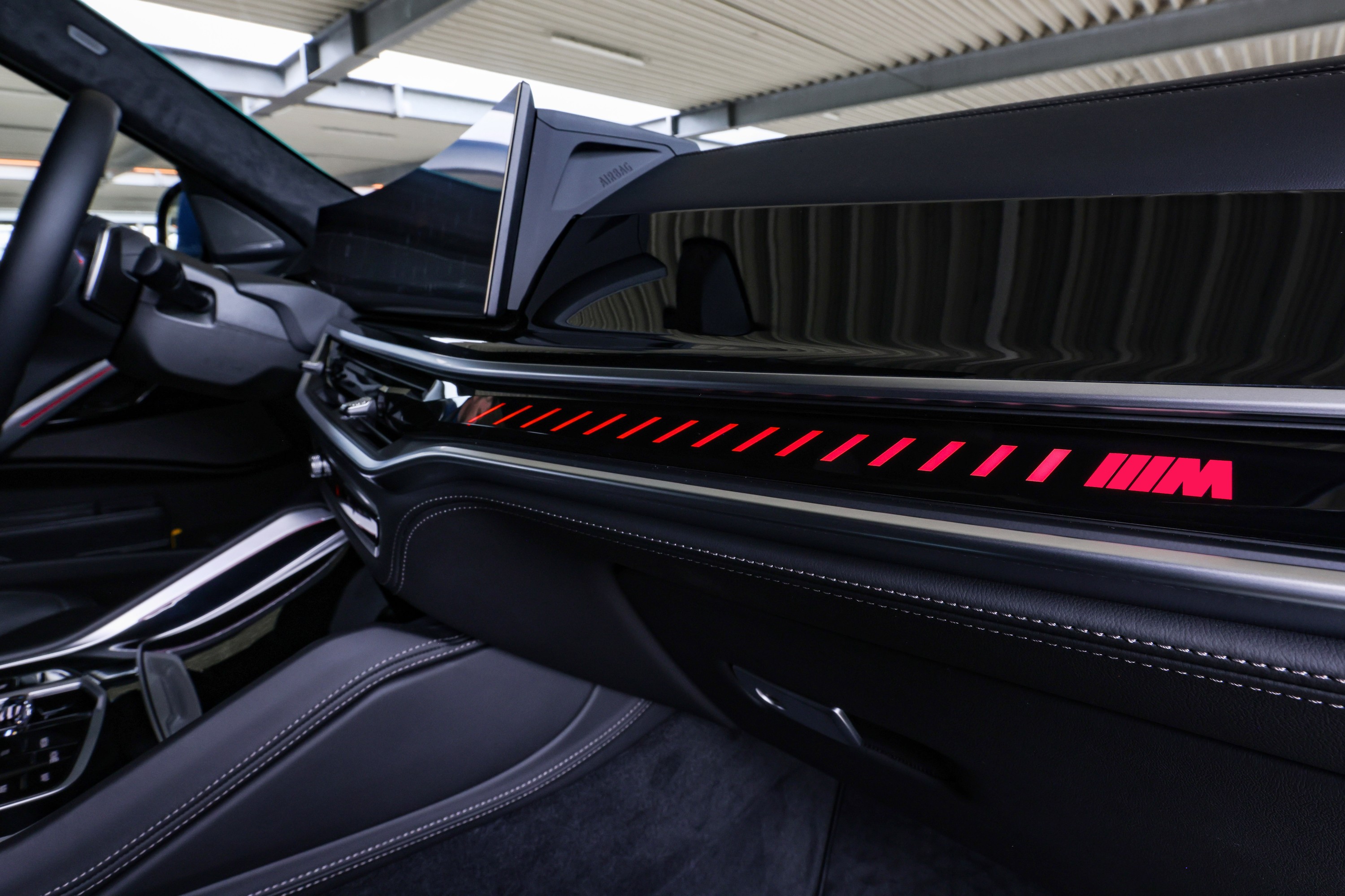 BMW X6 exterior P90518193