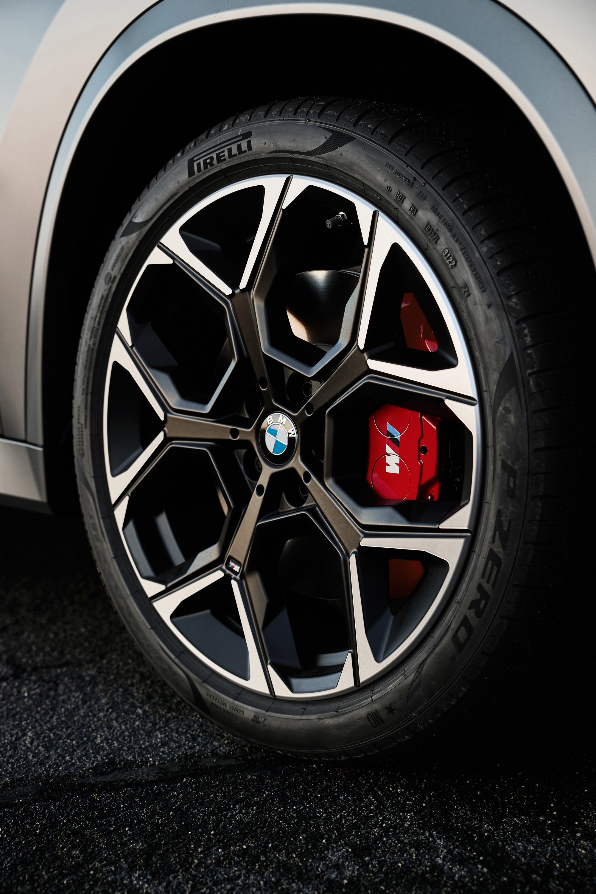 BMW X1 exterior P90509799