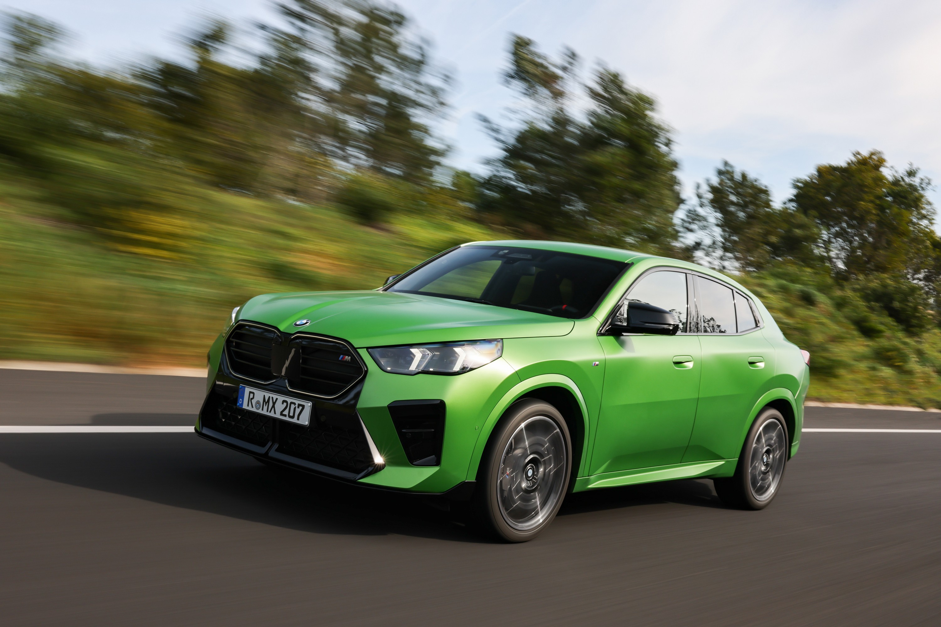 BMW X2 driving P90540196