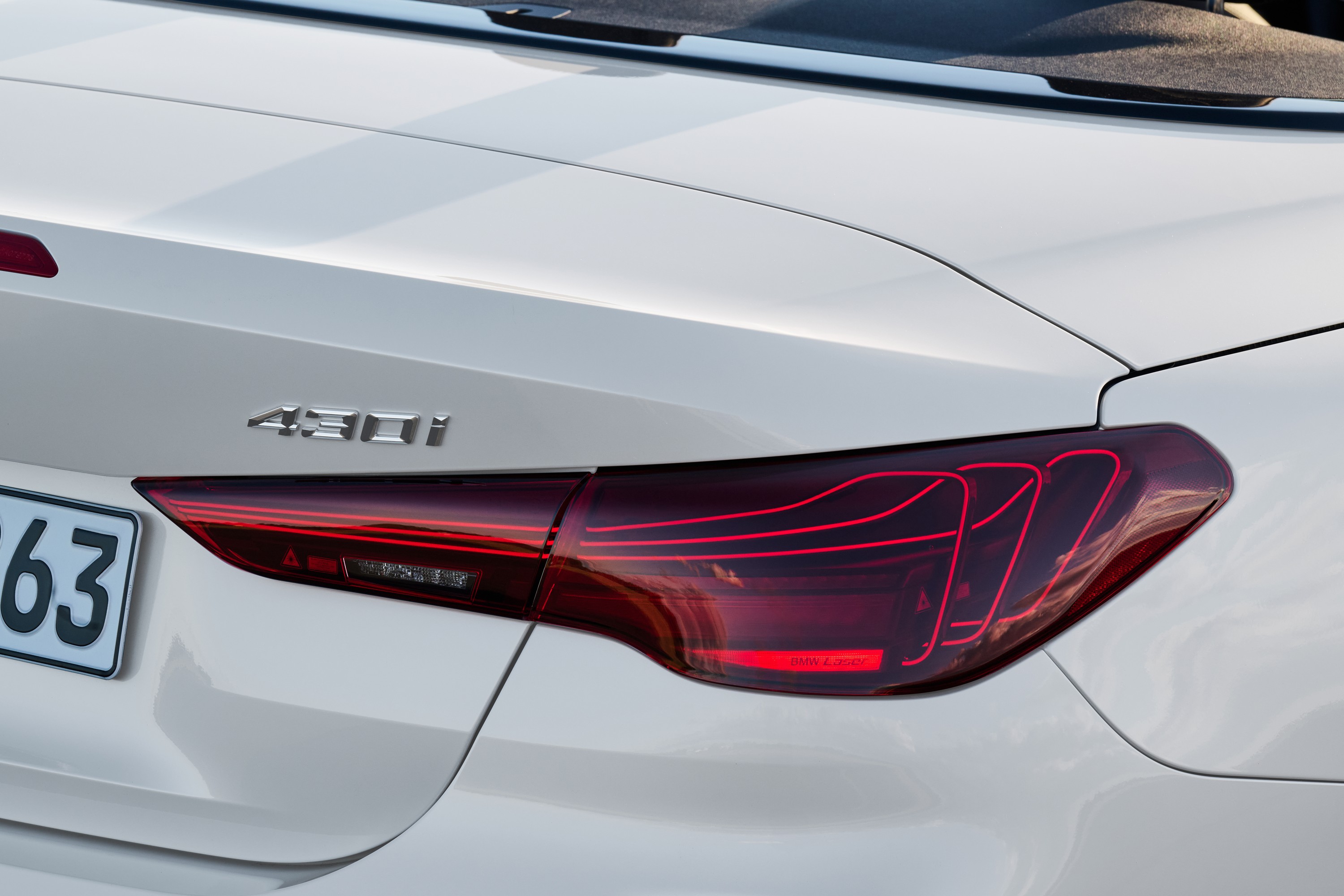 BMW 4 Series exterior P90535886