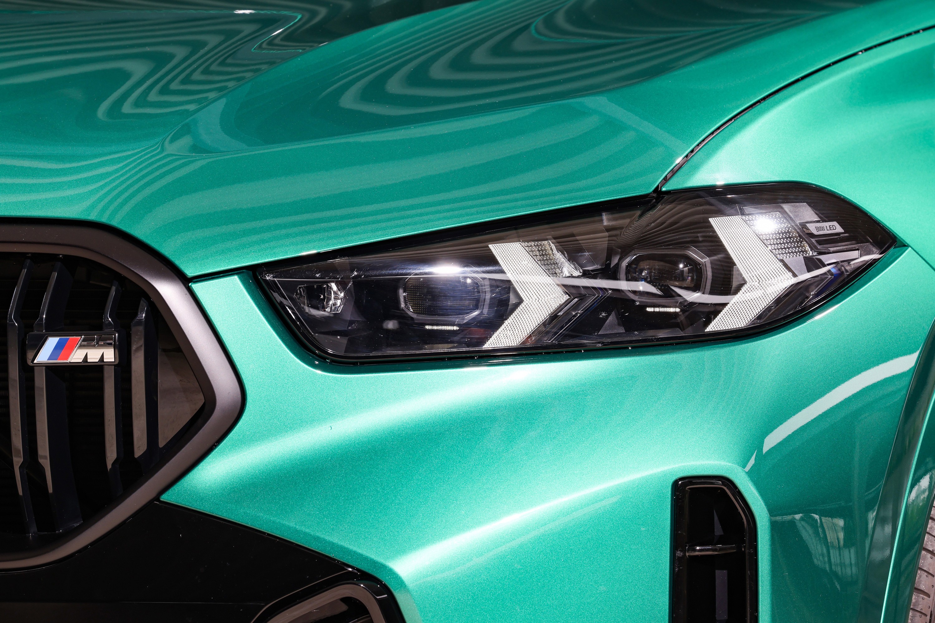 BMW X6 exterior P90518187