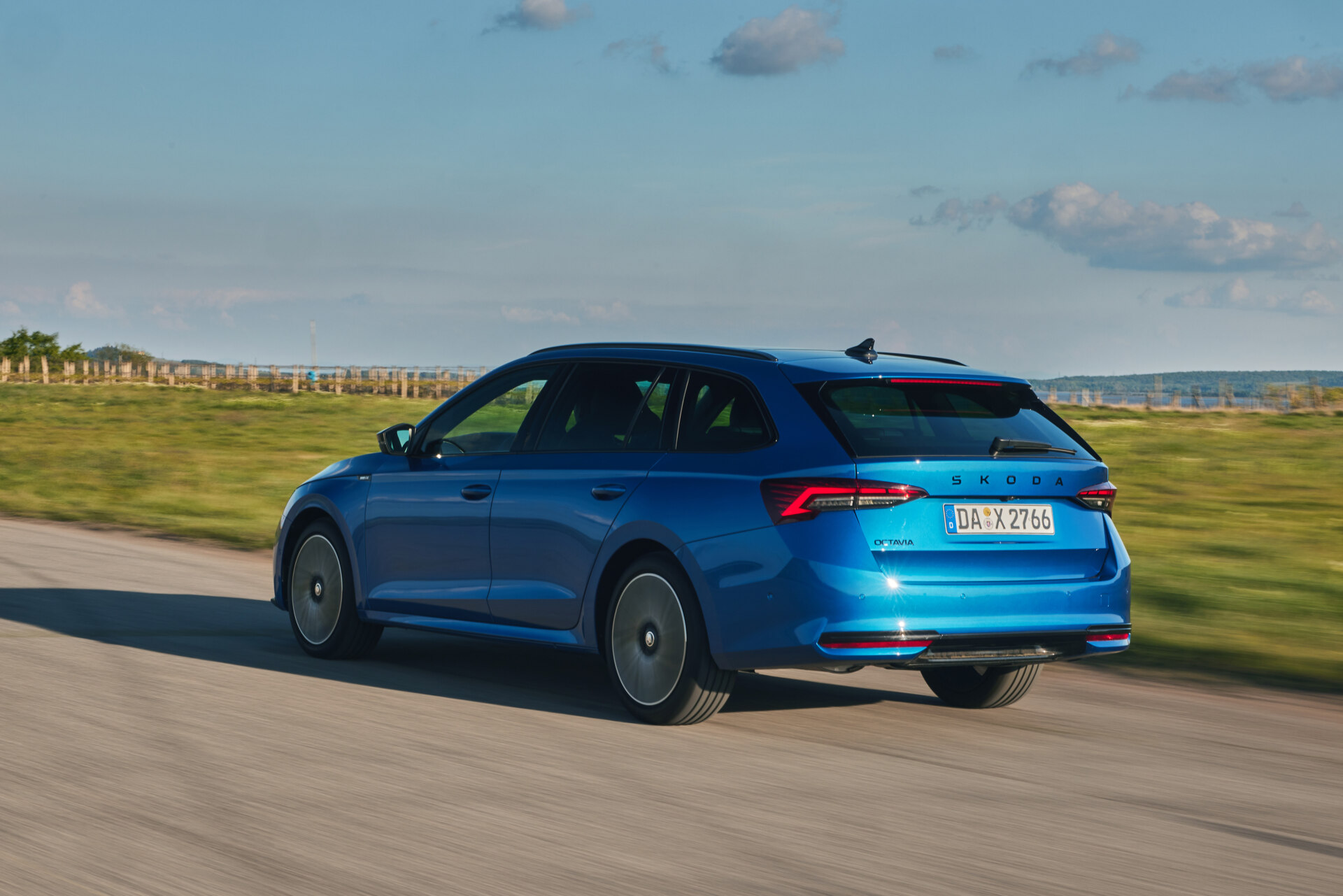 Škoda Octavia powertrains official photo