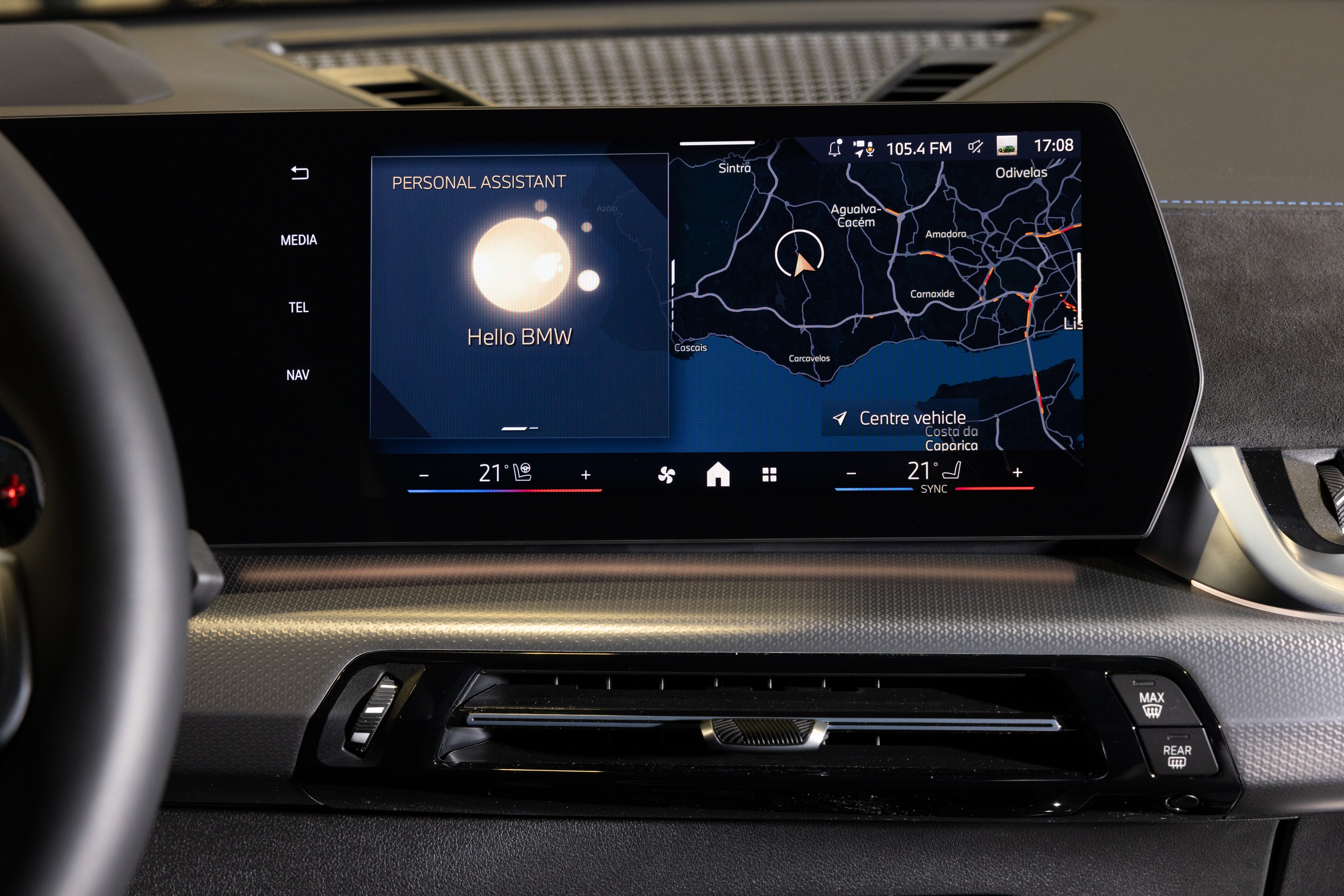 BMW X2 interior P90540153