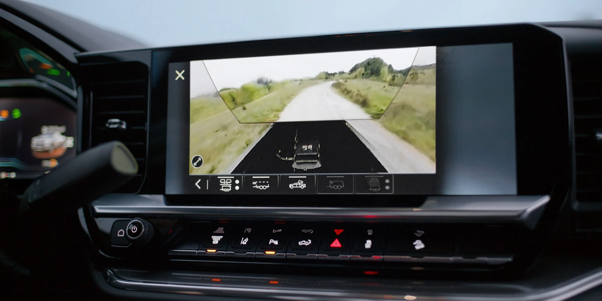 Chevrolet Silverado HD screen displaying a trailer camera view