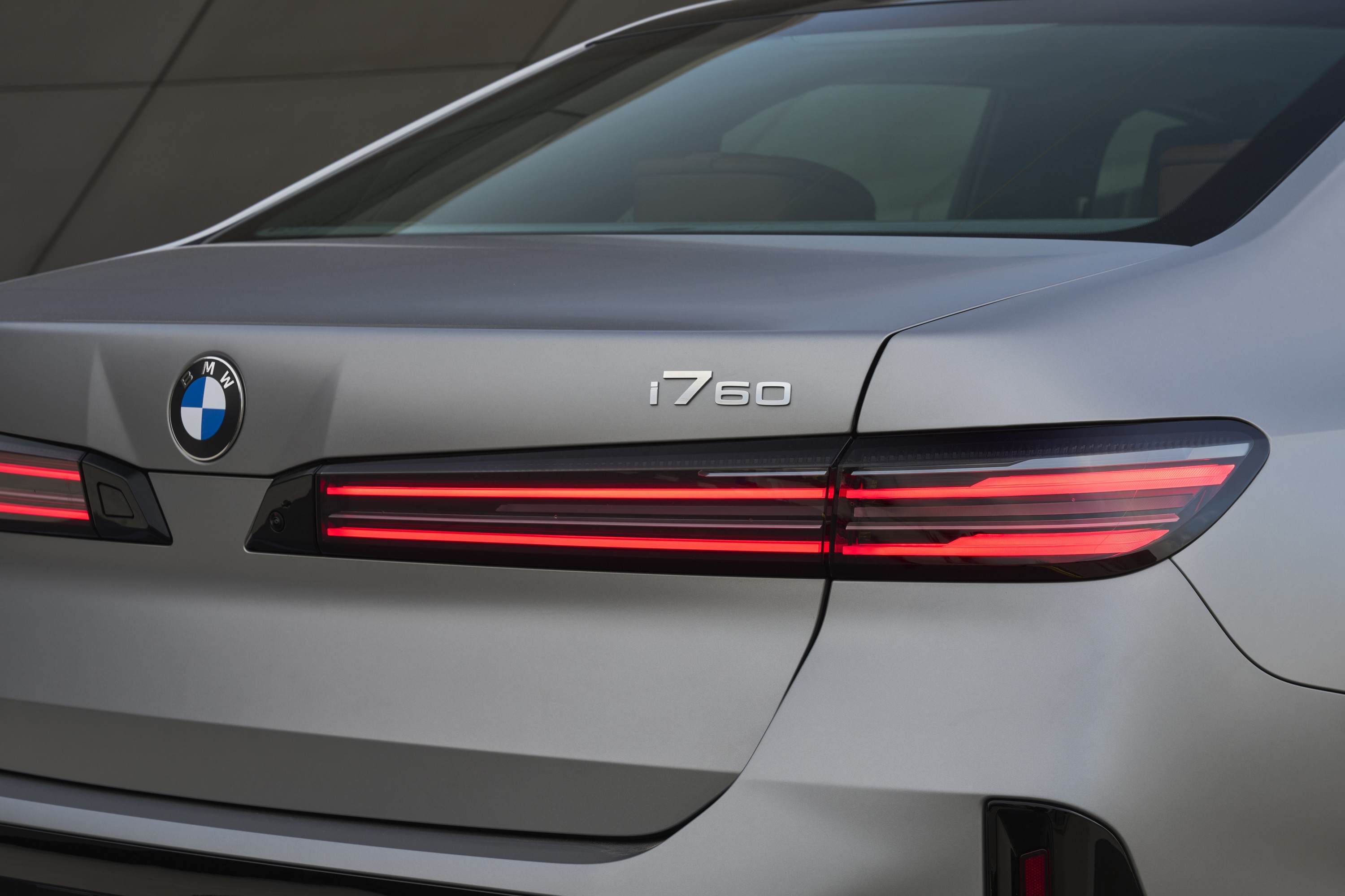 BMW i7 exterior P90636169