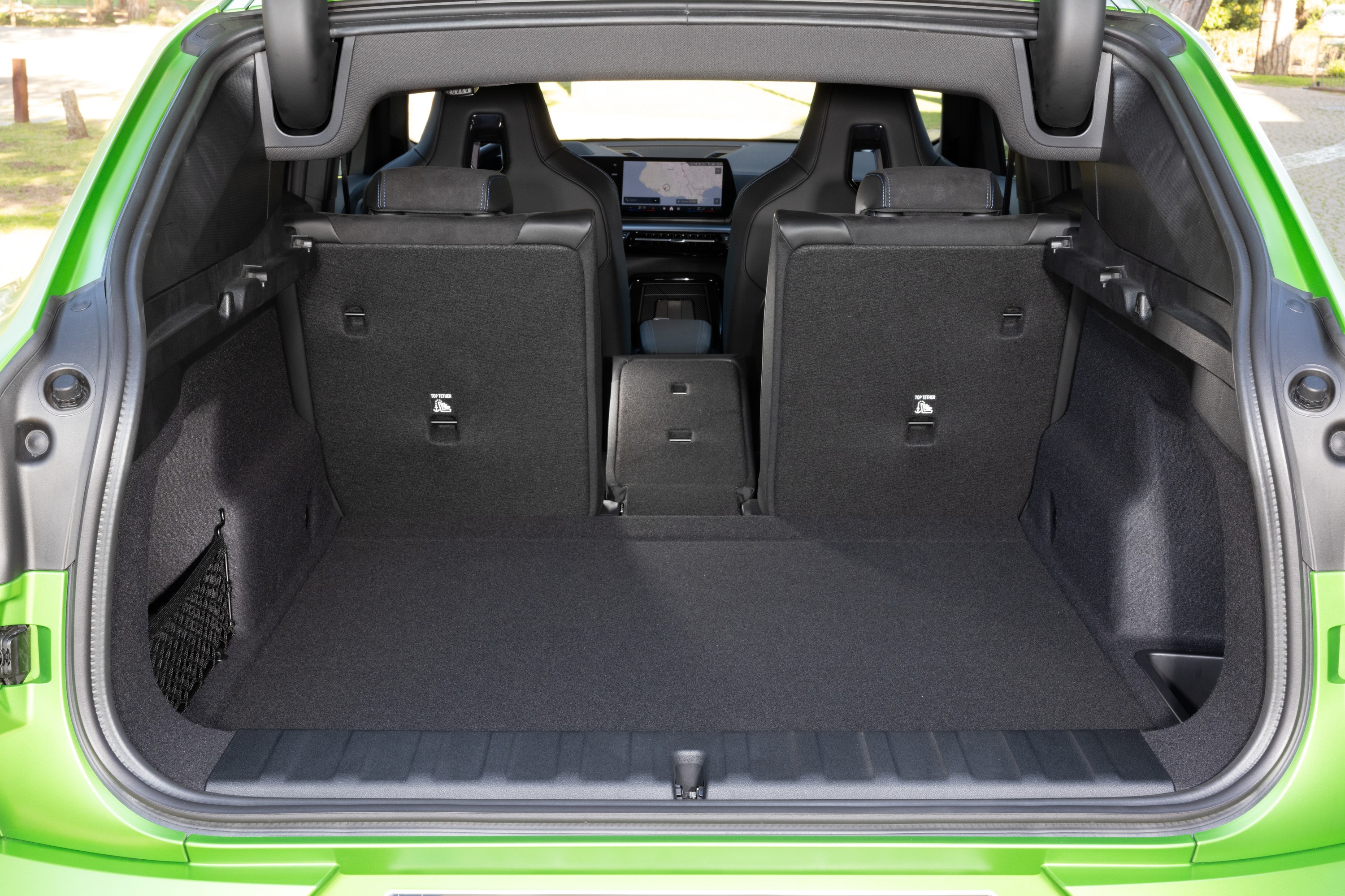 BMW X2 interior P90540193