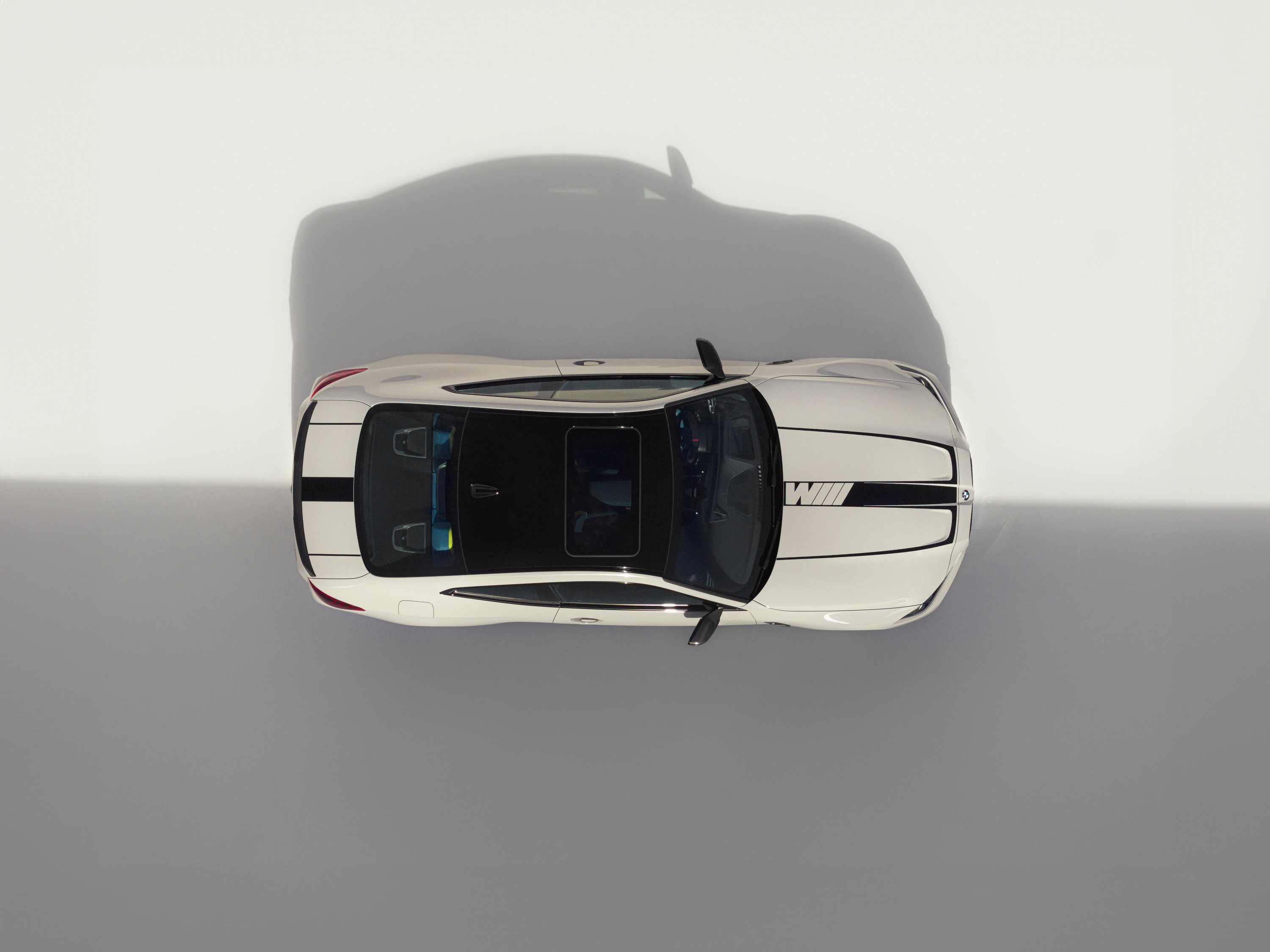 BMW M4 exterior P90536852