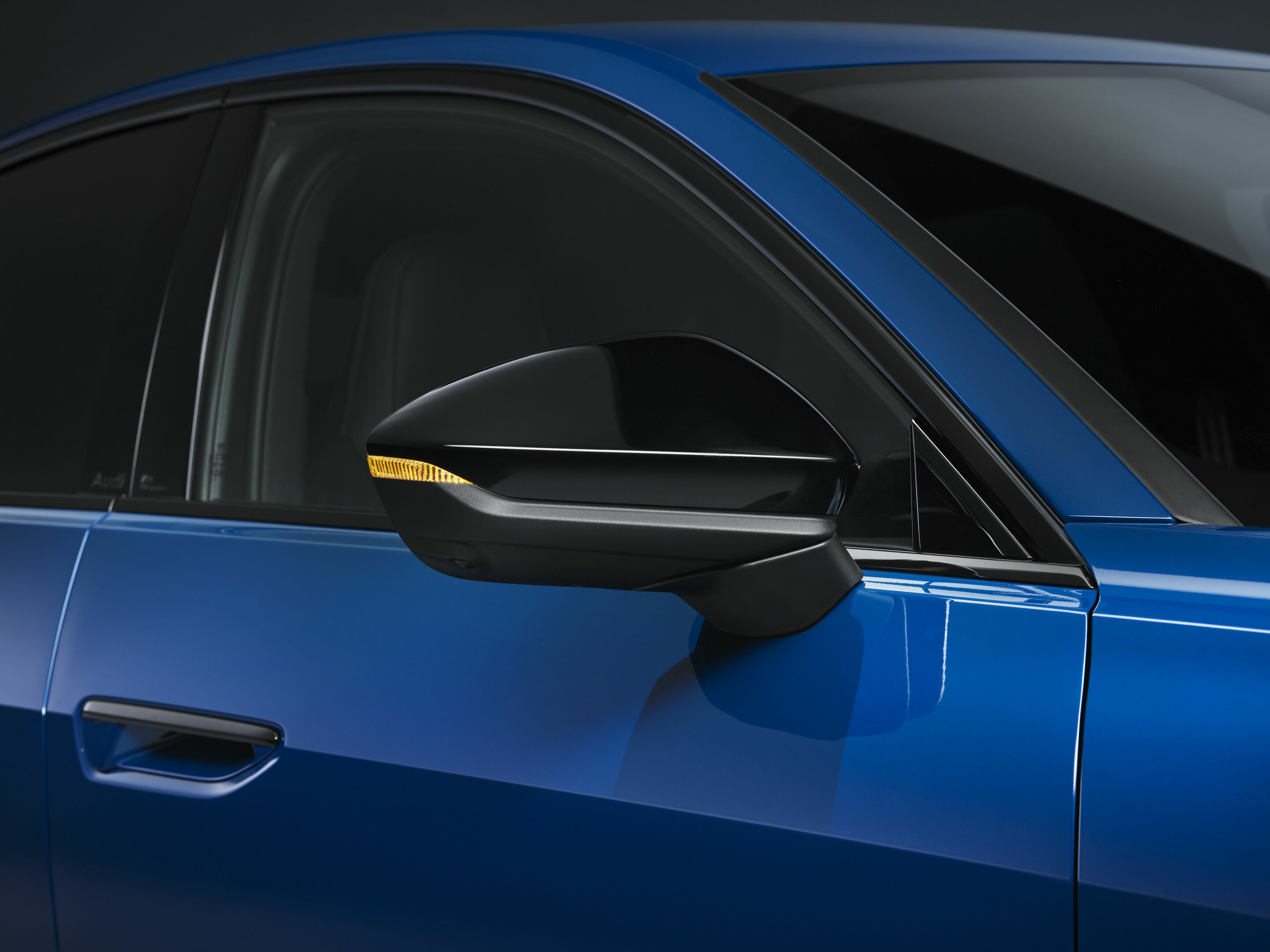 Audi S5 Sedan interior and cockpit A243040